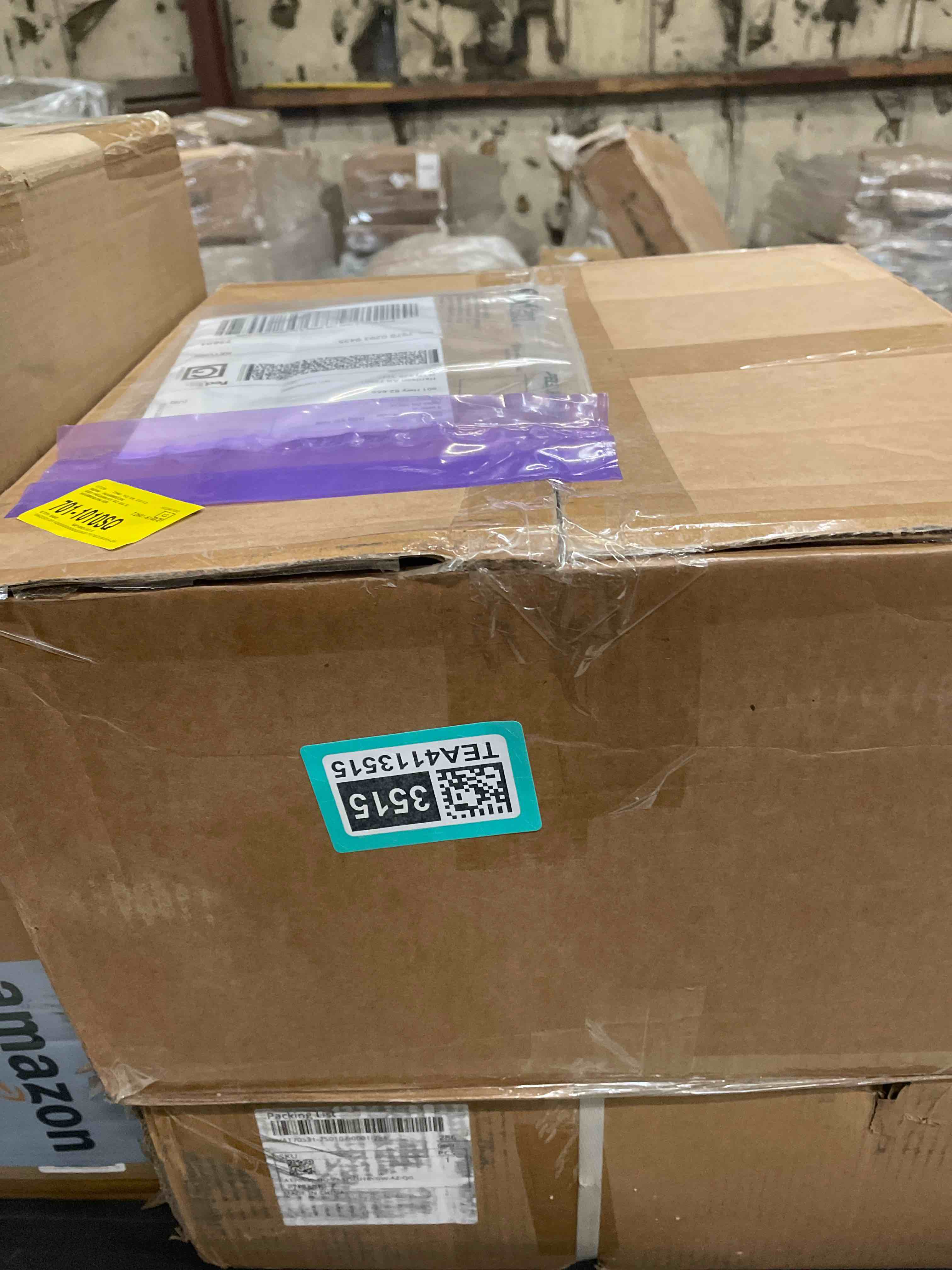 Condition photo showing As Is for Willow Weave Placemat - Set of 6 - 14" - Brown