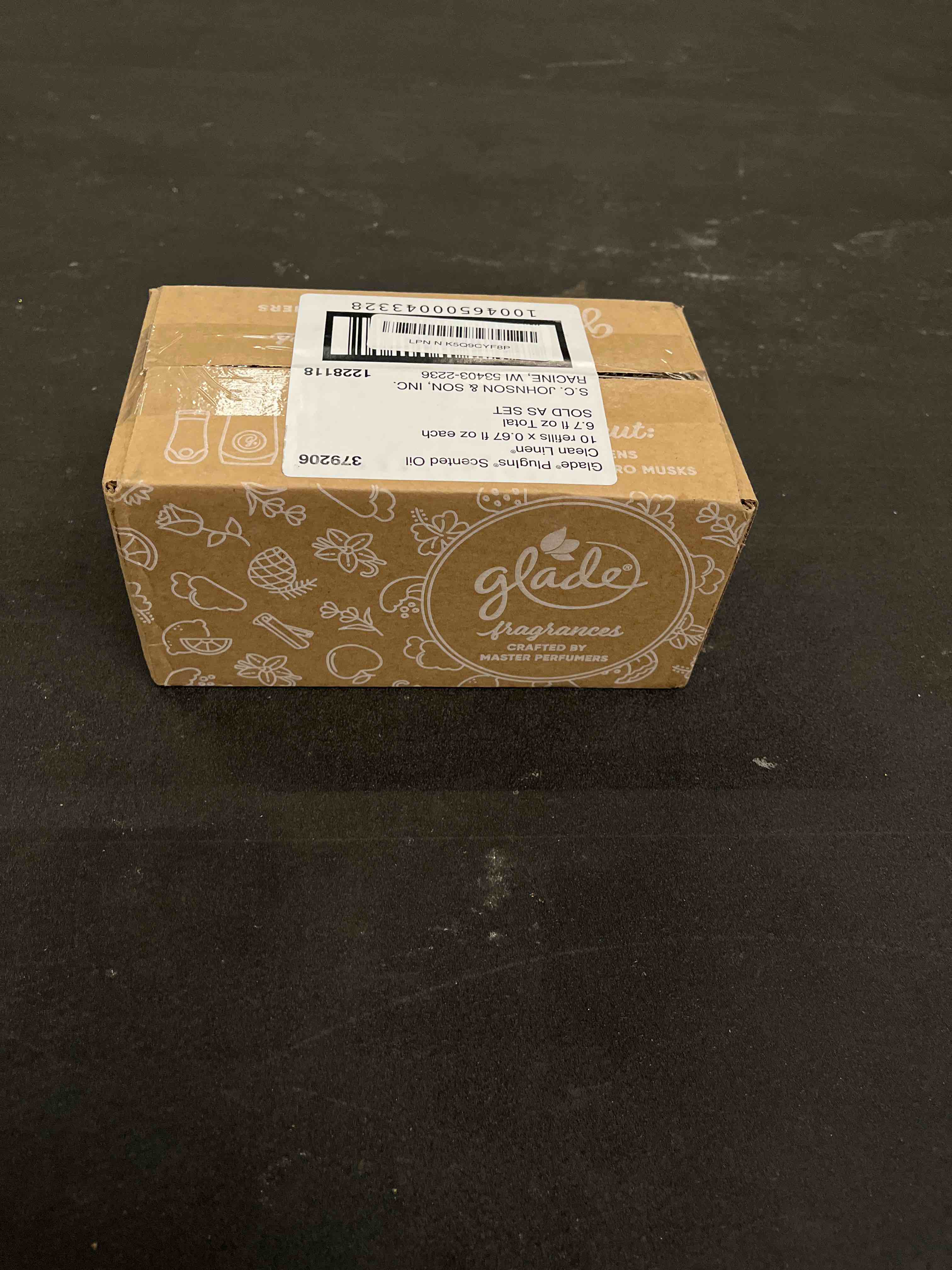 Condition photo showing Good Condition for Glade PlugIns Refills Air Freshener, Scented and Essential Oils for Home and Bathroom, Clean Linen, 6.7 Fl Oz, 10 Count (Packaging May Vary)