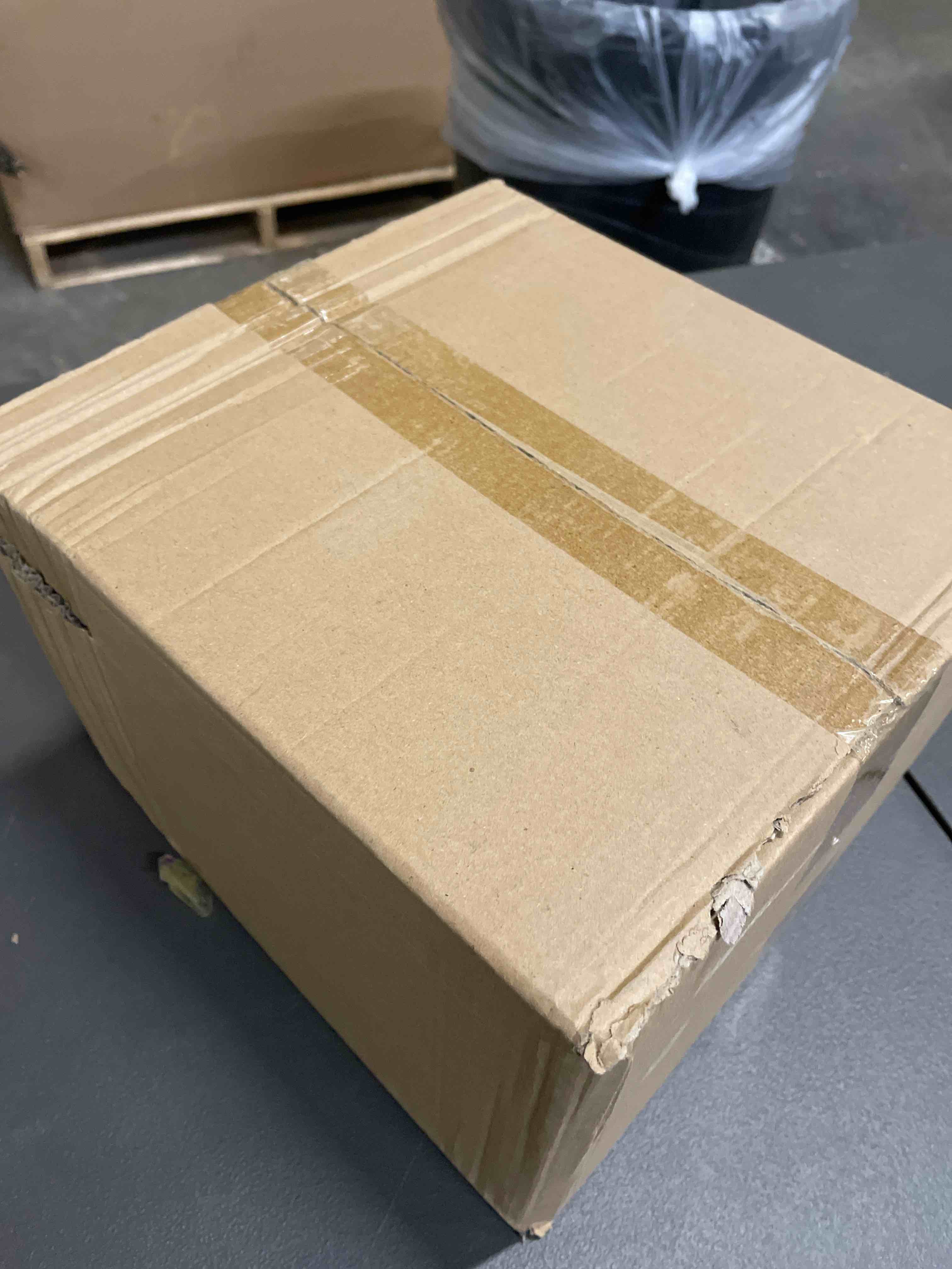 Condition photo showing Good Condition for new years eve party supplies 2026 for 24 guests, happy new years decorations party favors includes top hats, tiaras, glasses accessories for adults kids nye decorations 2026