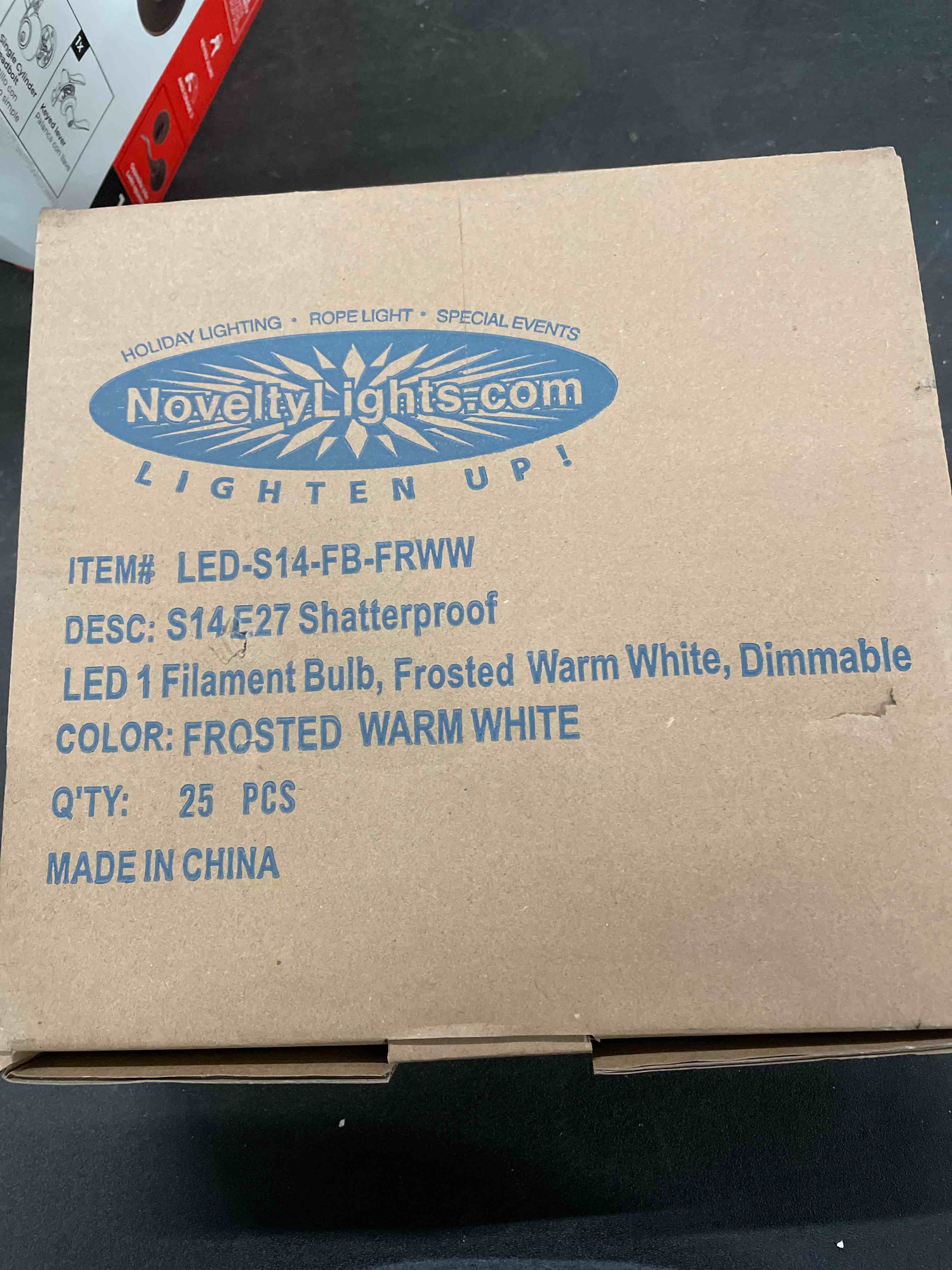 Condition photo showing Good Condition for novelty lights outdoor string light dual-filament replacement bulbs, 25 pack s14 led edison shatterproof plastic, e26 base, 30,000-hour lifespan, 2400k frosted white