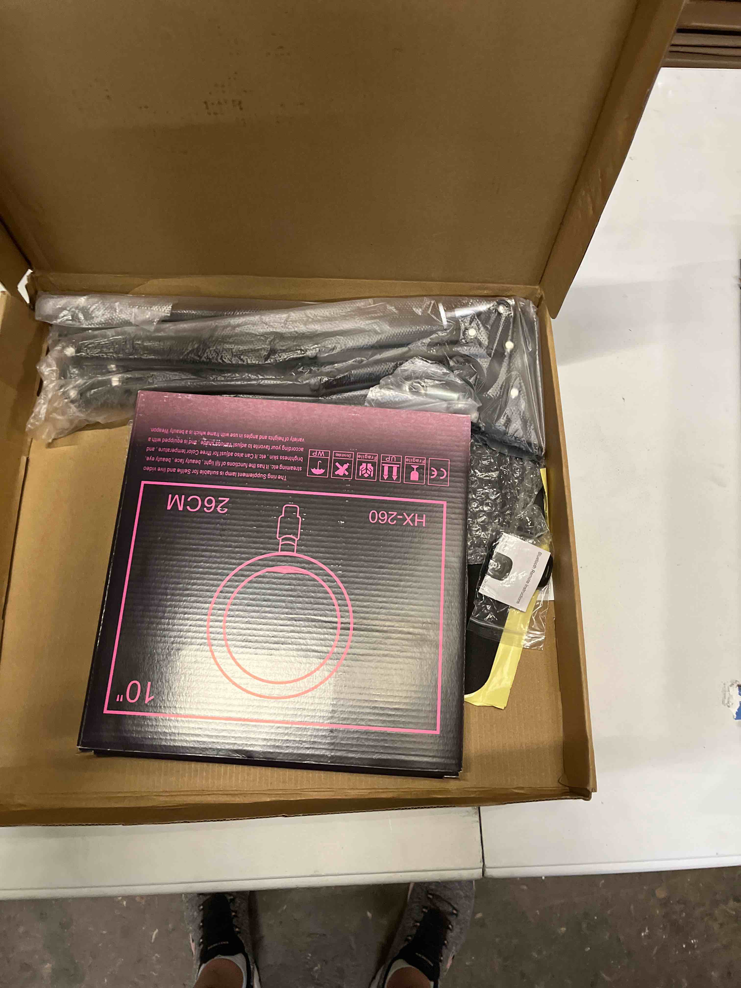 Condition photo showing Good Condition for ring fill light