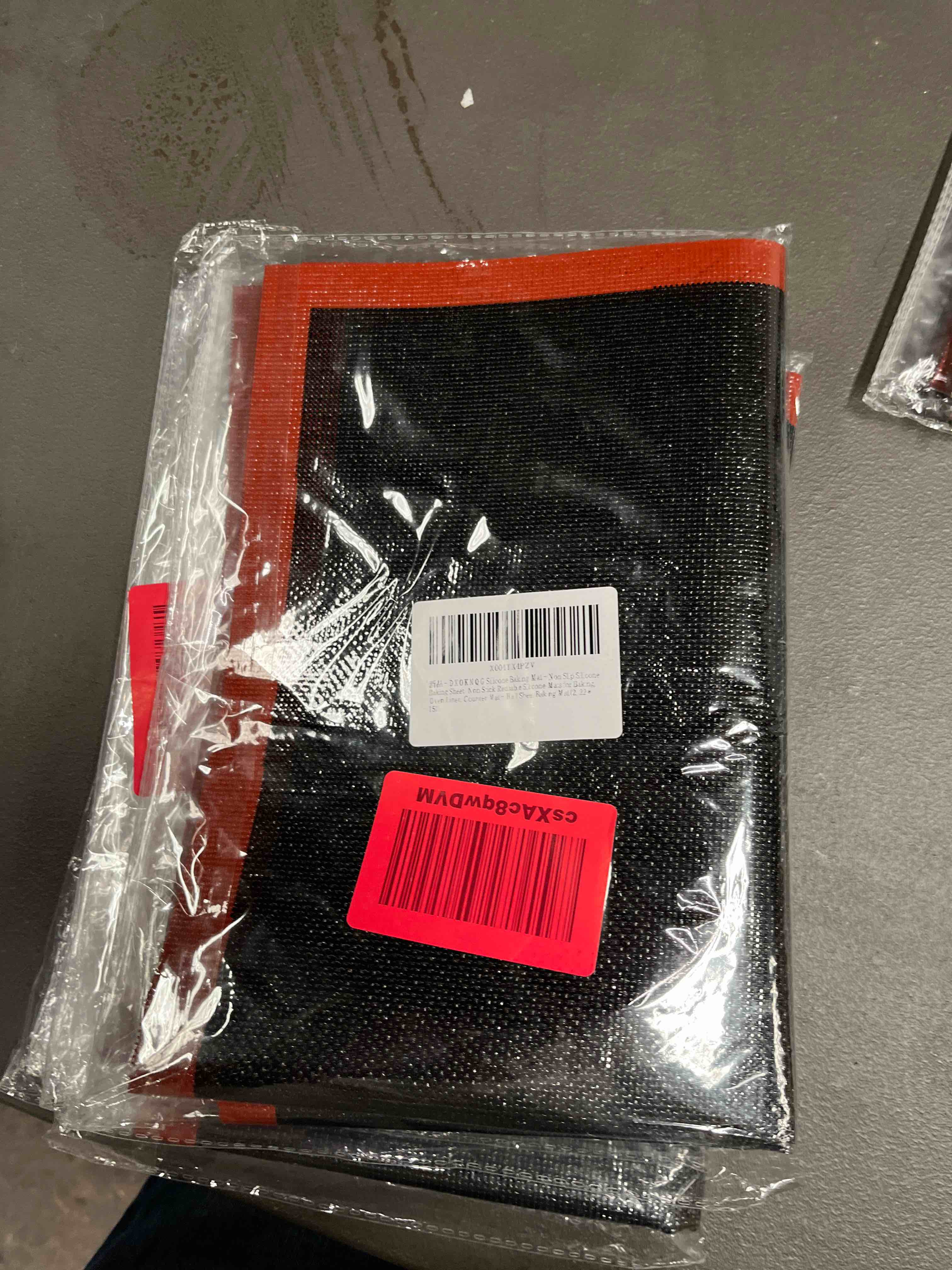 Condition photo showing Good Condition for silicone rectangular baking mat, non-stick, reusable, dishwasher safe, food safe, heat resistant 22" x 15"?2-pack(2, 22 * 15)