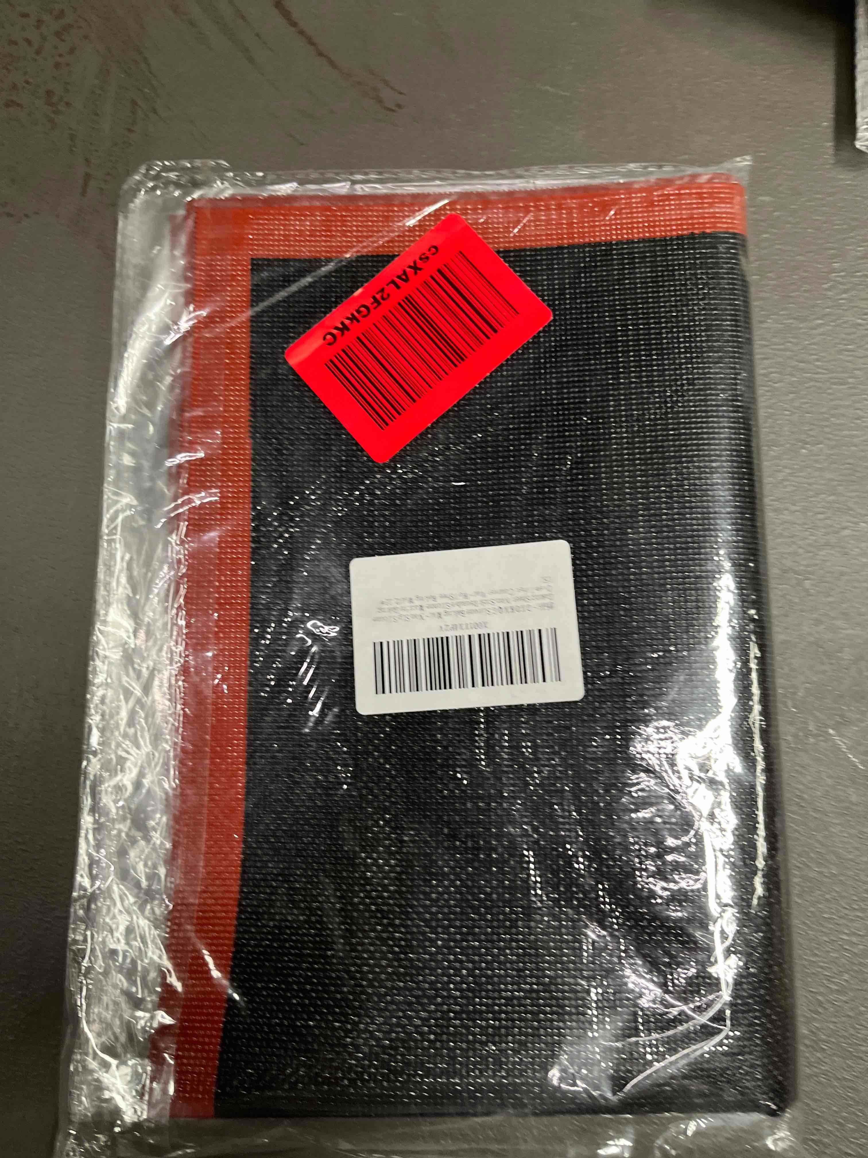 Condition photo showing Good Condition for silicone rectangular baking mat, non-stick, reusable, dishwasher safe, food safe, heat resistant 22" x 15"?2-pack(2, 22 * 15)