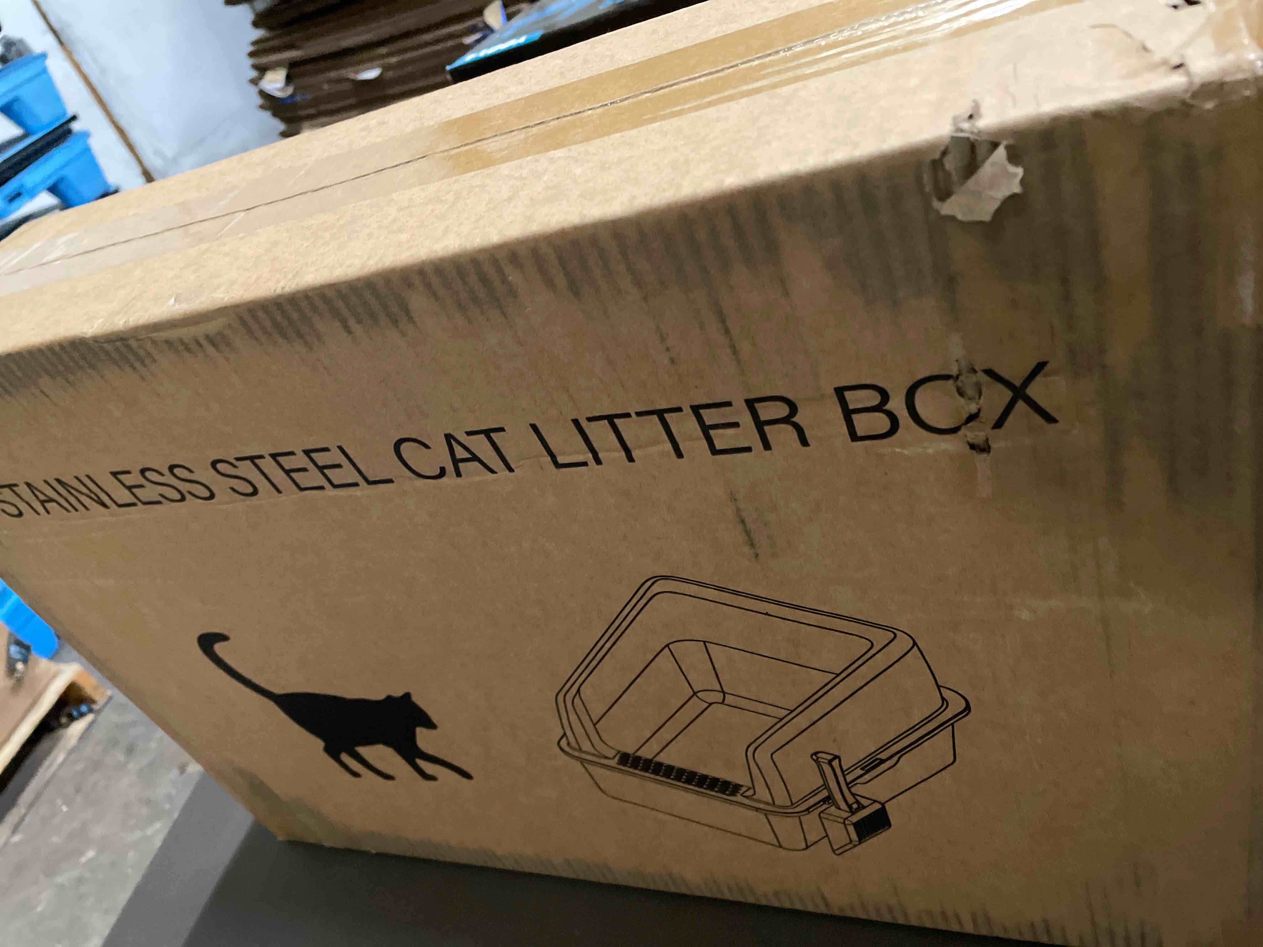 Condition photo showing Good Condition for zarler stainless steel litter box xl, extra large cat litter boxes high sided, metal litter box for big cats, non-sticky, easy to clean, anti-urine leakage (dark grey) dark grey 23"l x 14.6"w x 10.3"h