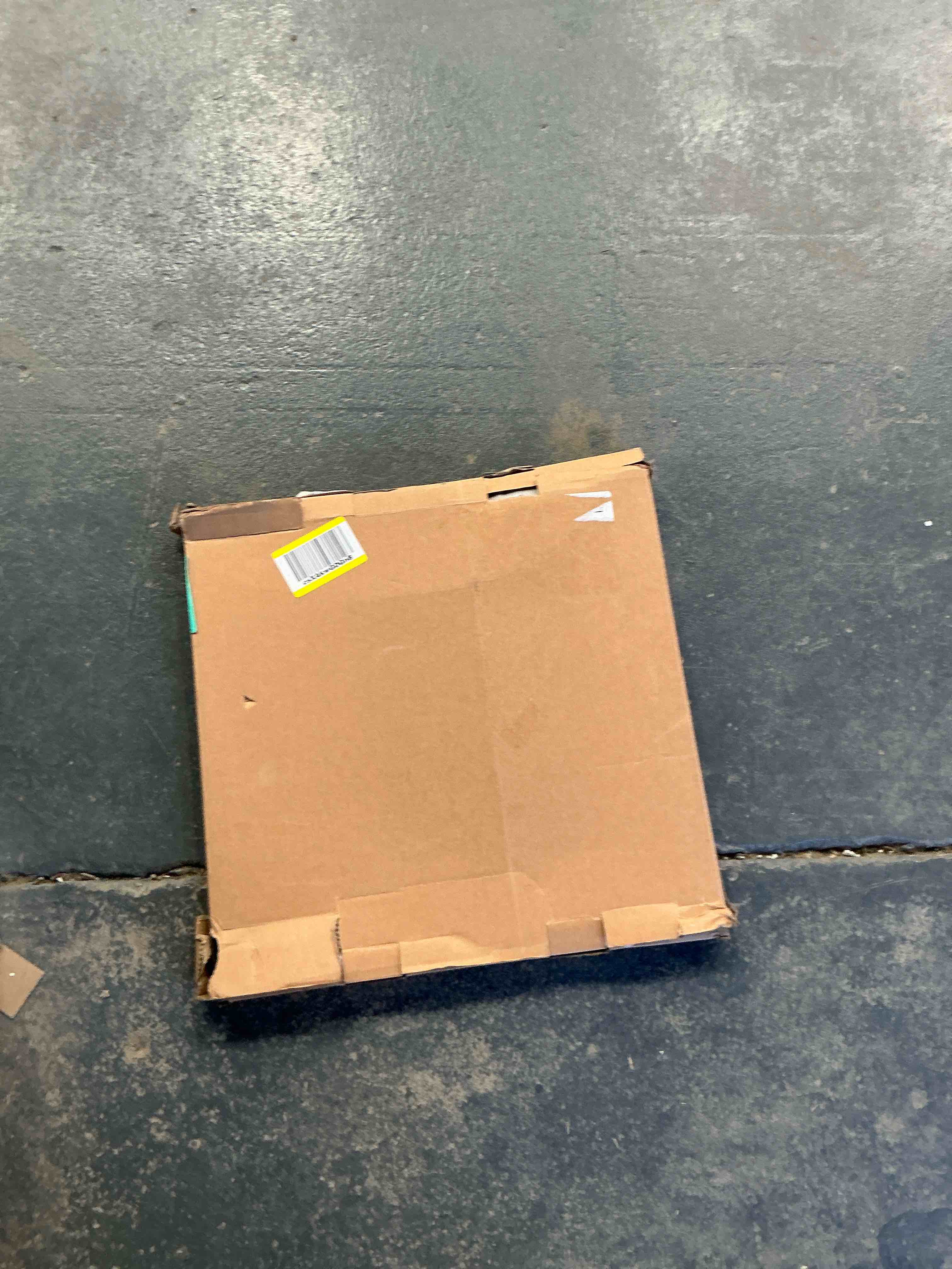 Condition photo showing Good Condition for black picture frame