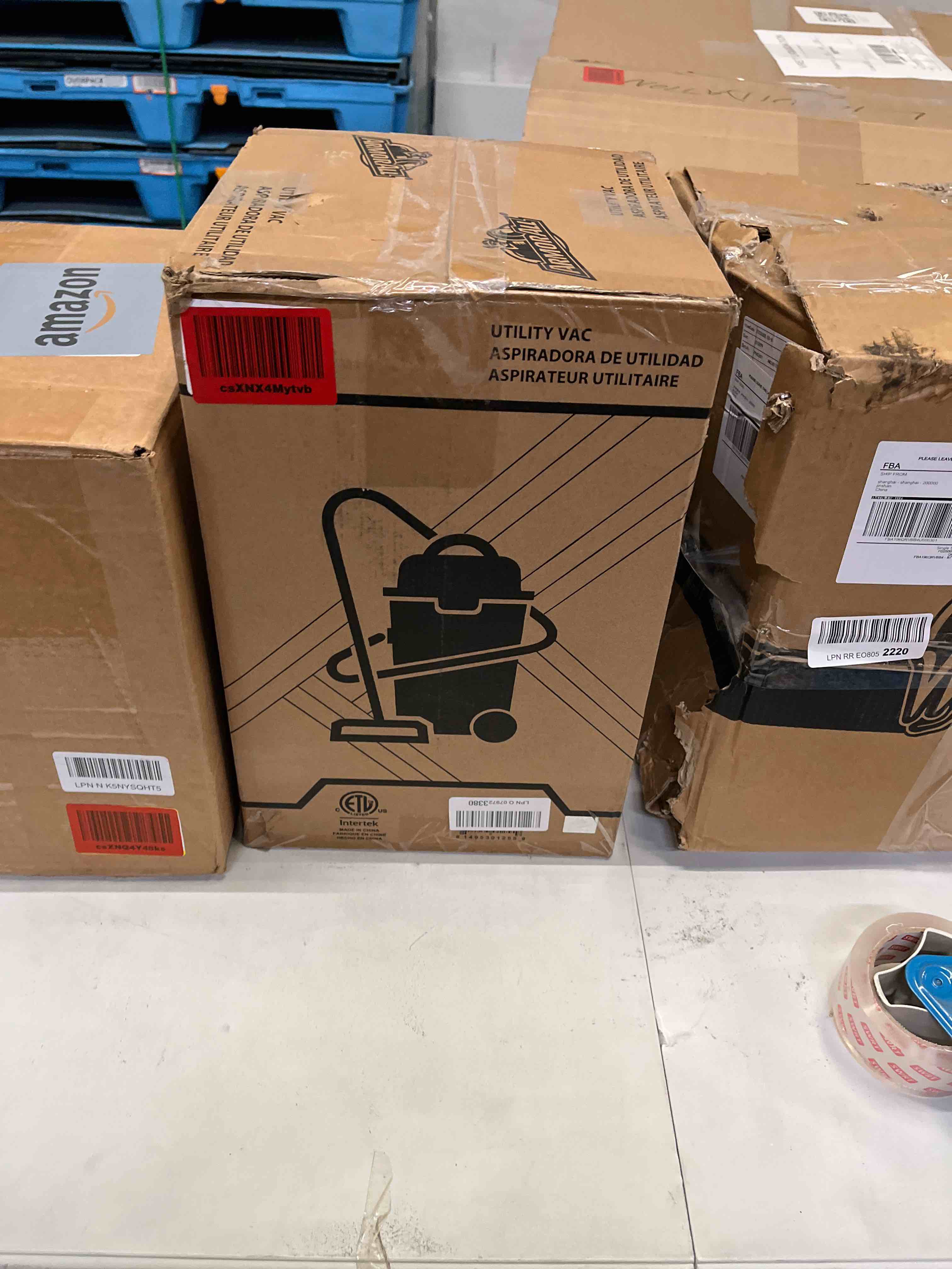 Condition photo showing Good Condition for armor all vo408s 0901 4 gallon 3 peak hp stainless steel wet/dry vacuum, orange