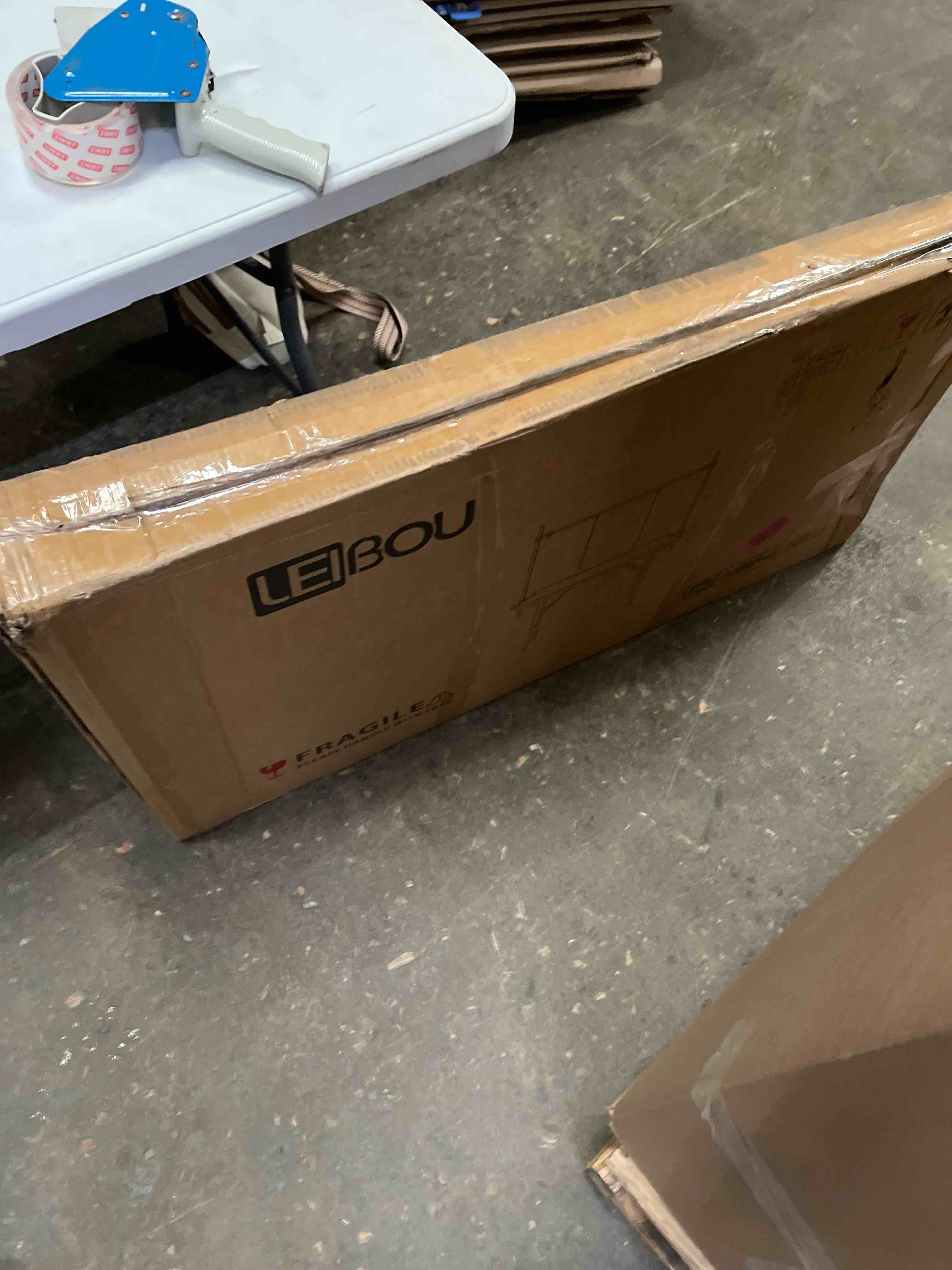Condition photo showing Good Condition for leibou 45'' height adjustable(23''~33.8'') and foldable pet dog grooming table heavy duty iron frame with h-shape grooming arm & noose, maximum capacity up to 260lbs, black 45'' black