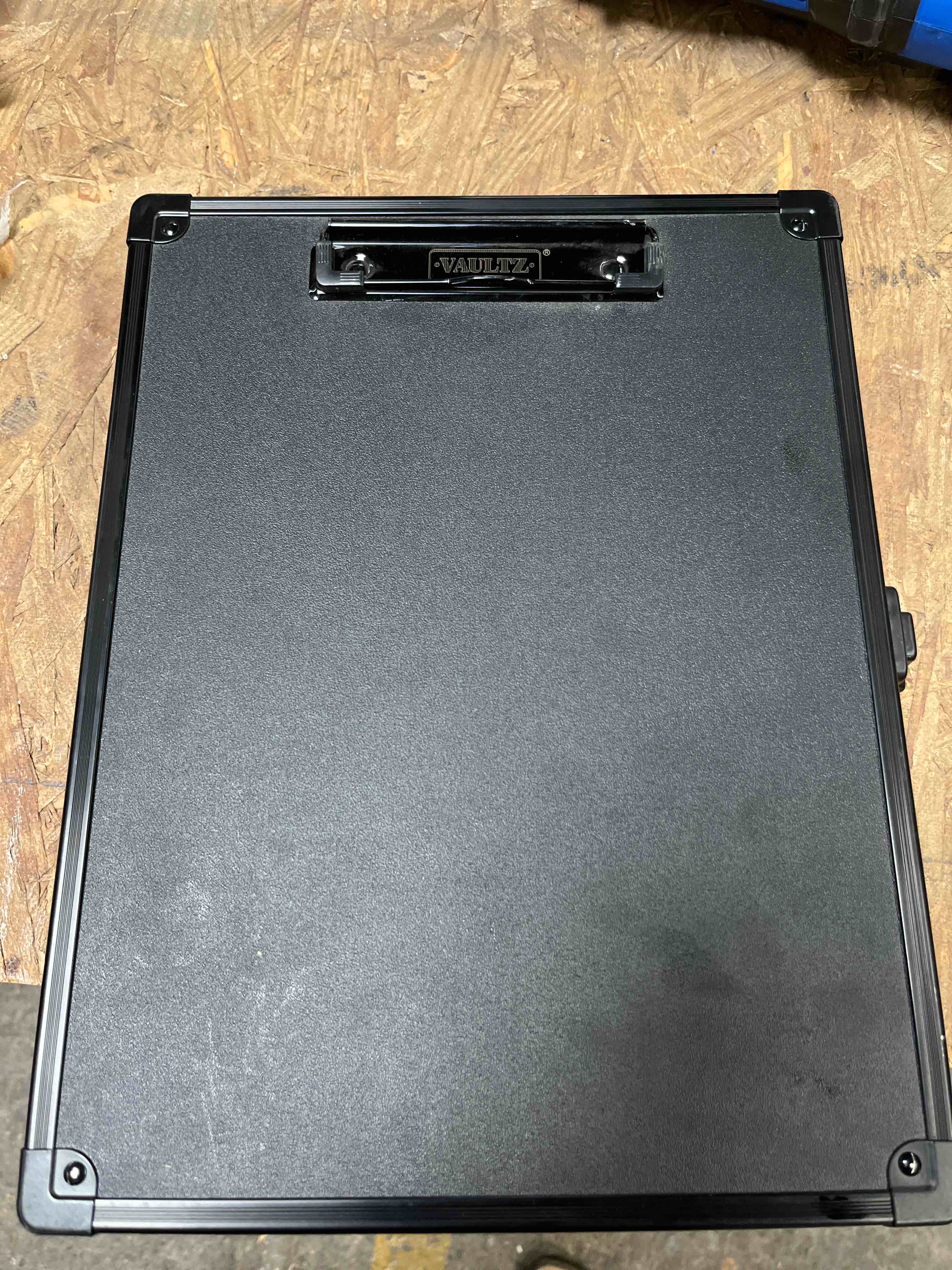 Condition photo showing Good Condition for vaultz locking storage clipboard, 2.15 x 12.75 x 9.75 inches, tactical black (vz03492) 1 pack key lock tactical black