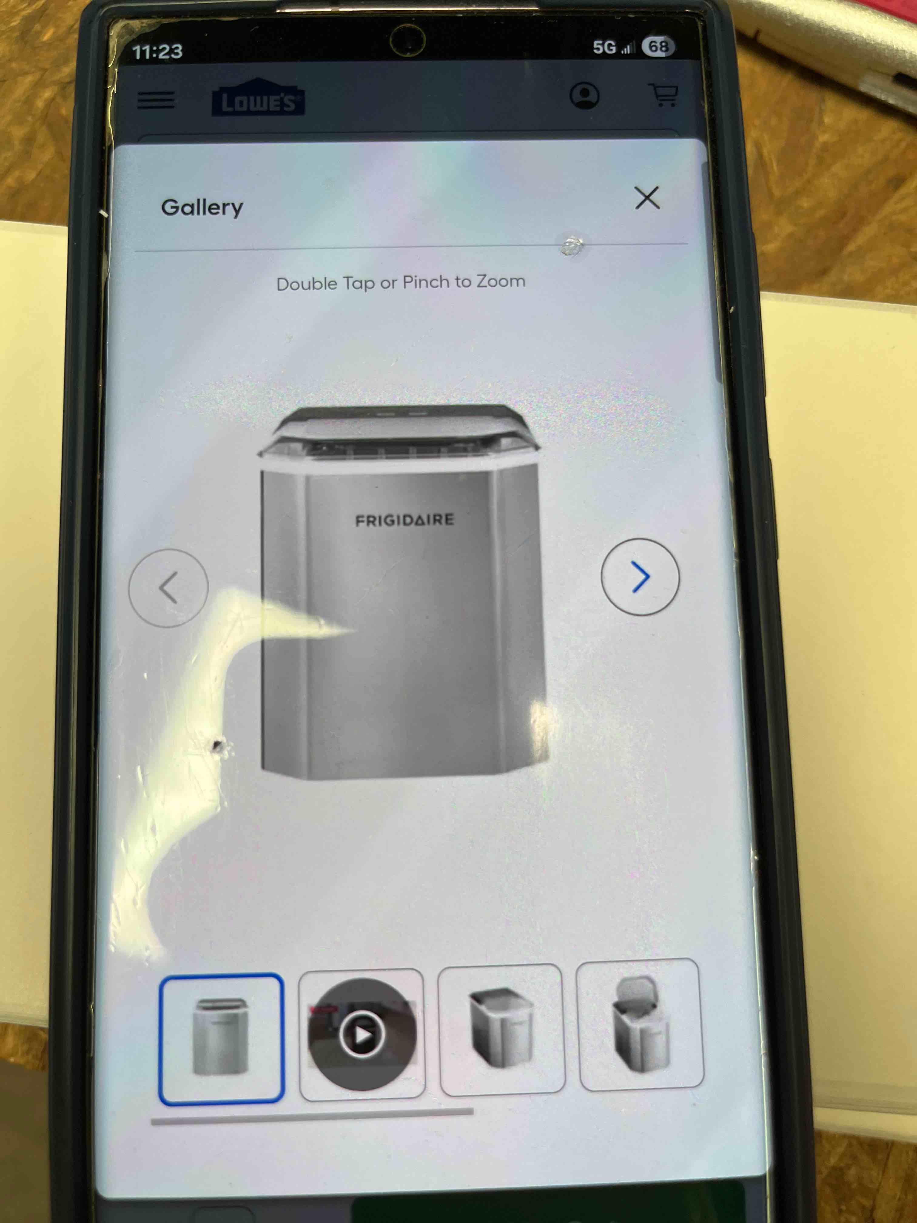 Condition photo showing Good Condition for frigidaire ice maker 26 lbs