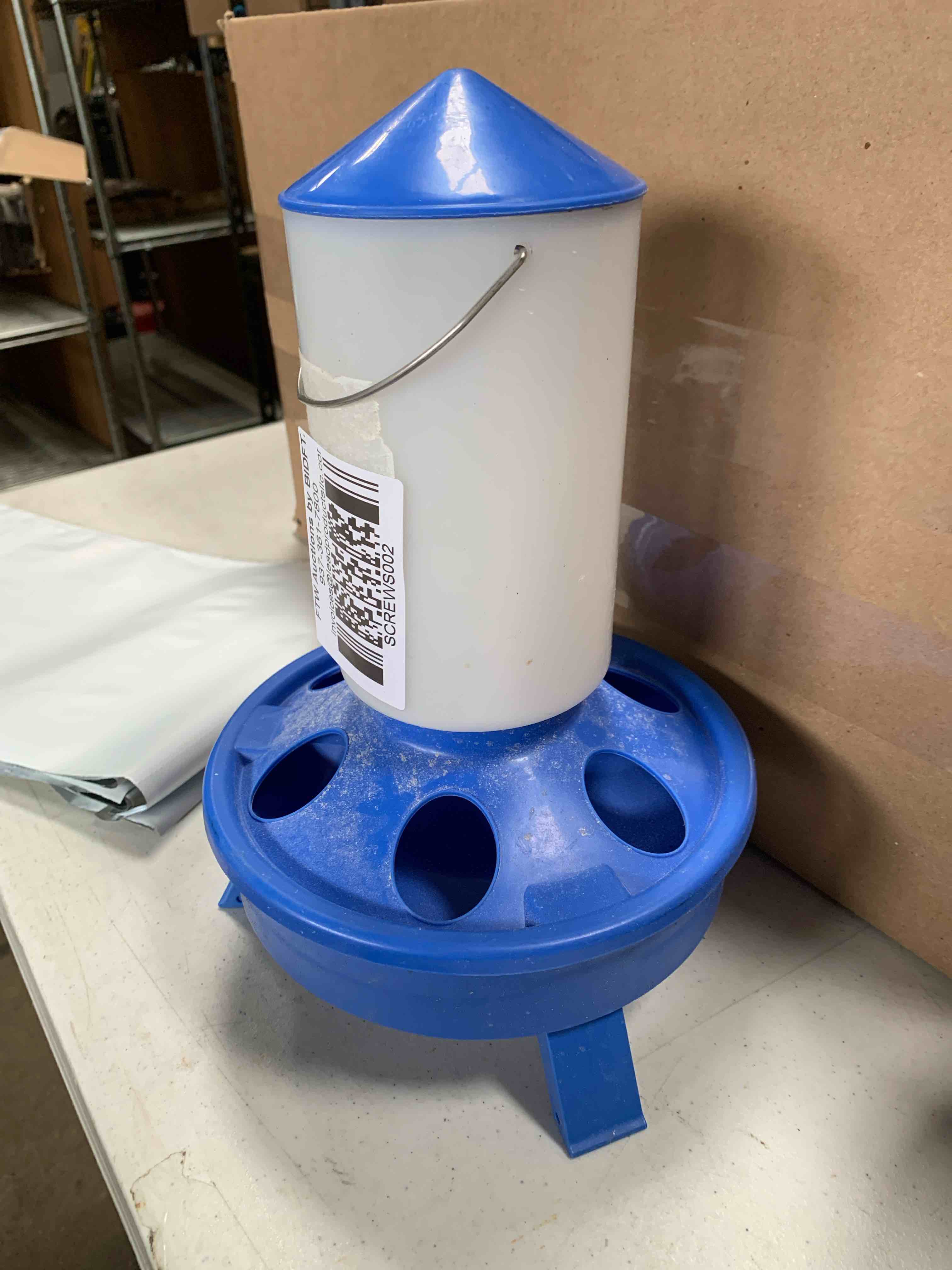 Chick waterer 