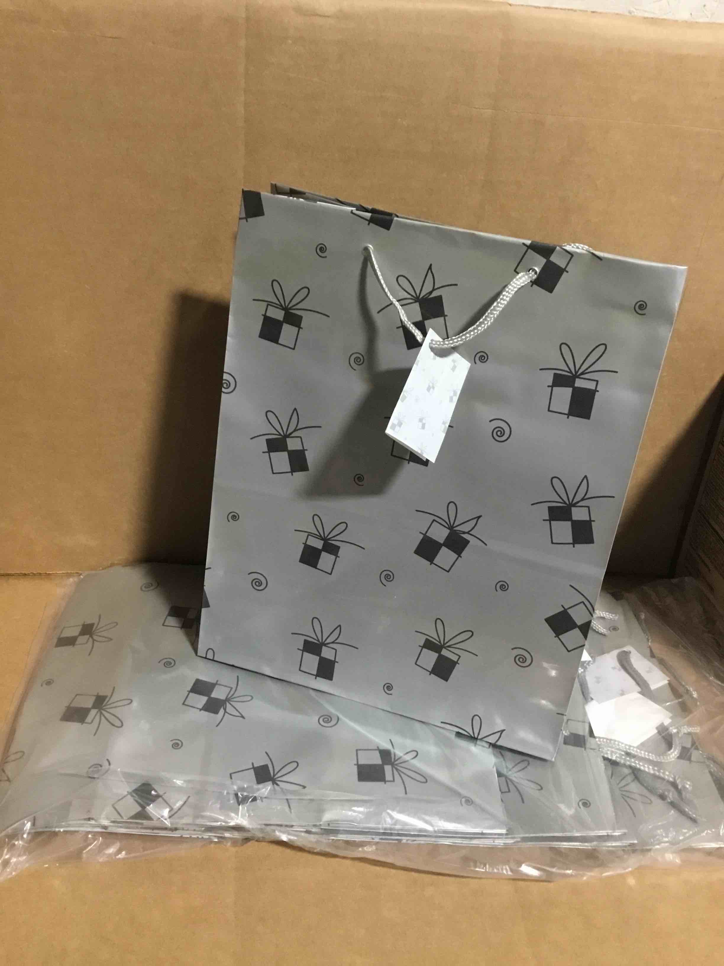 Pack of 6 Silver Metalic Christmas Gifts Bags