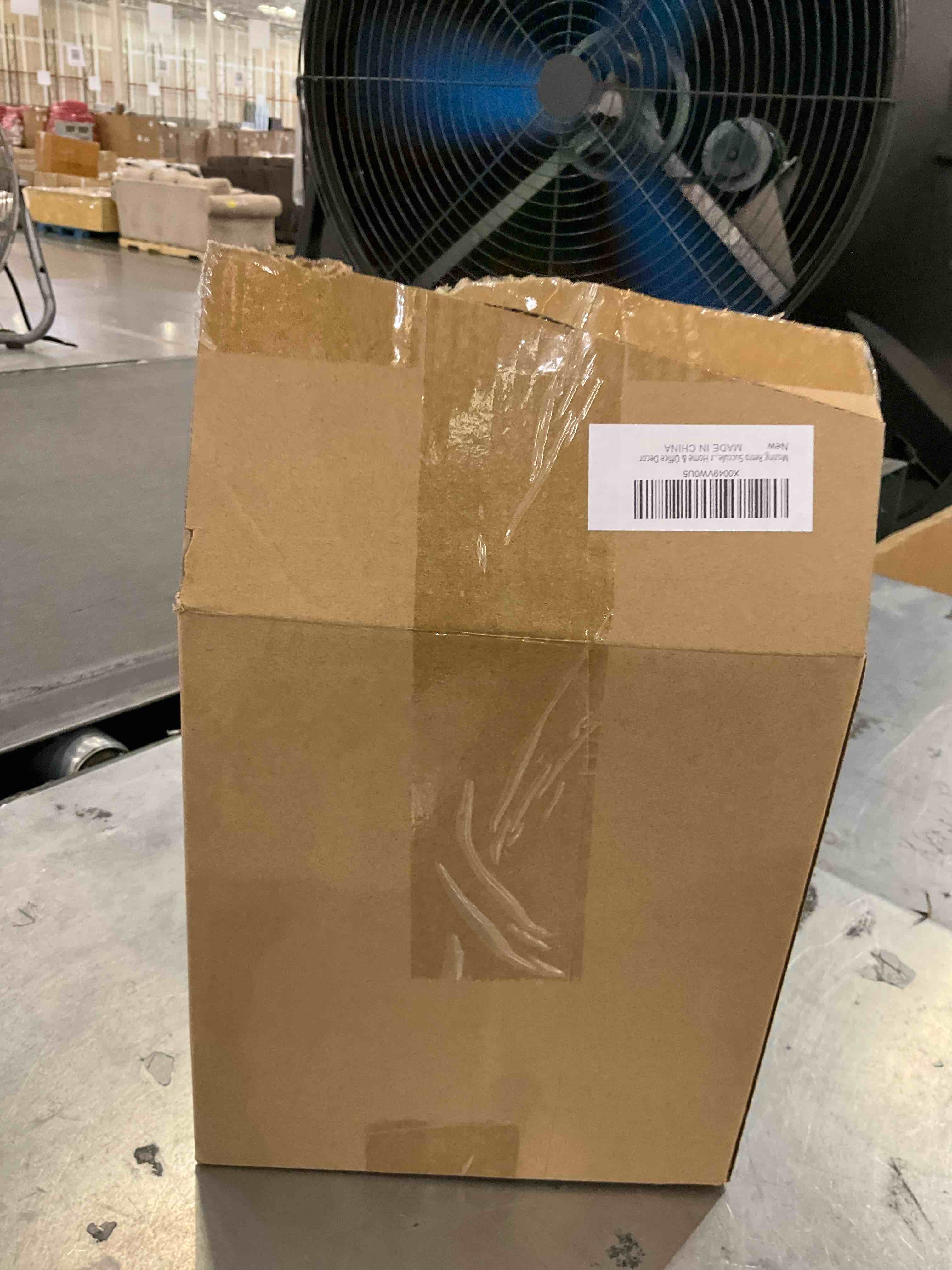 https://s3.amazonaws.com/lotting-images-prod/TEA2353884_1751031781452.jpeg