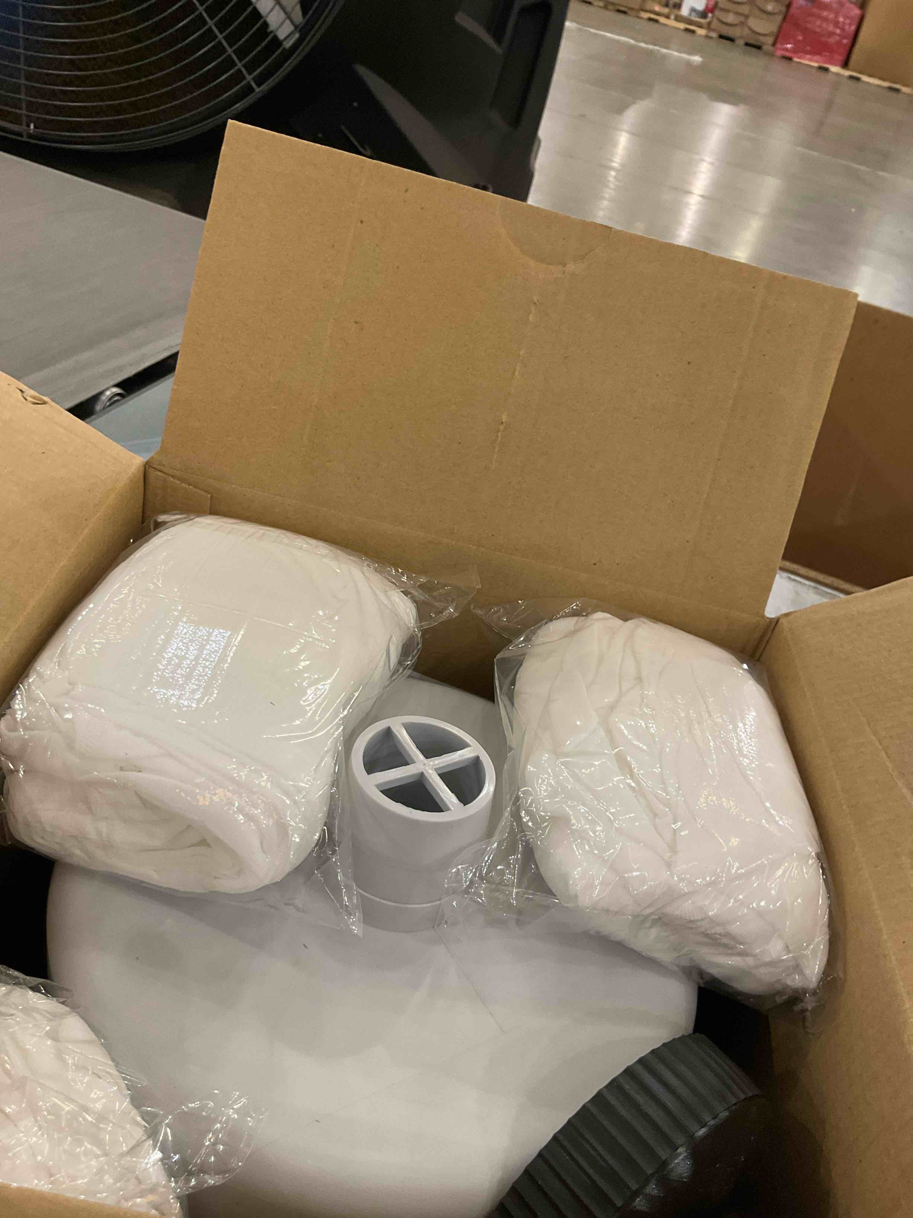 https://s3.amazonaws.com/lotting-images-prod/TEA2355201_1751298594127.jpeg