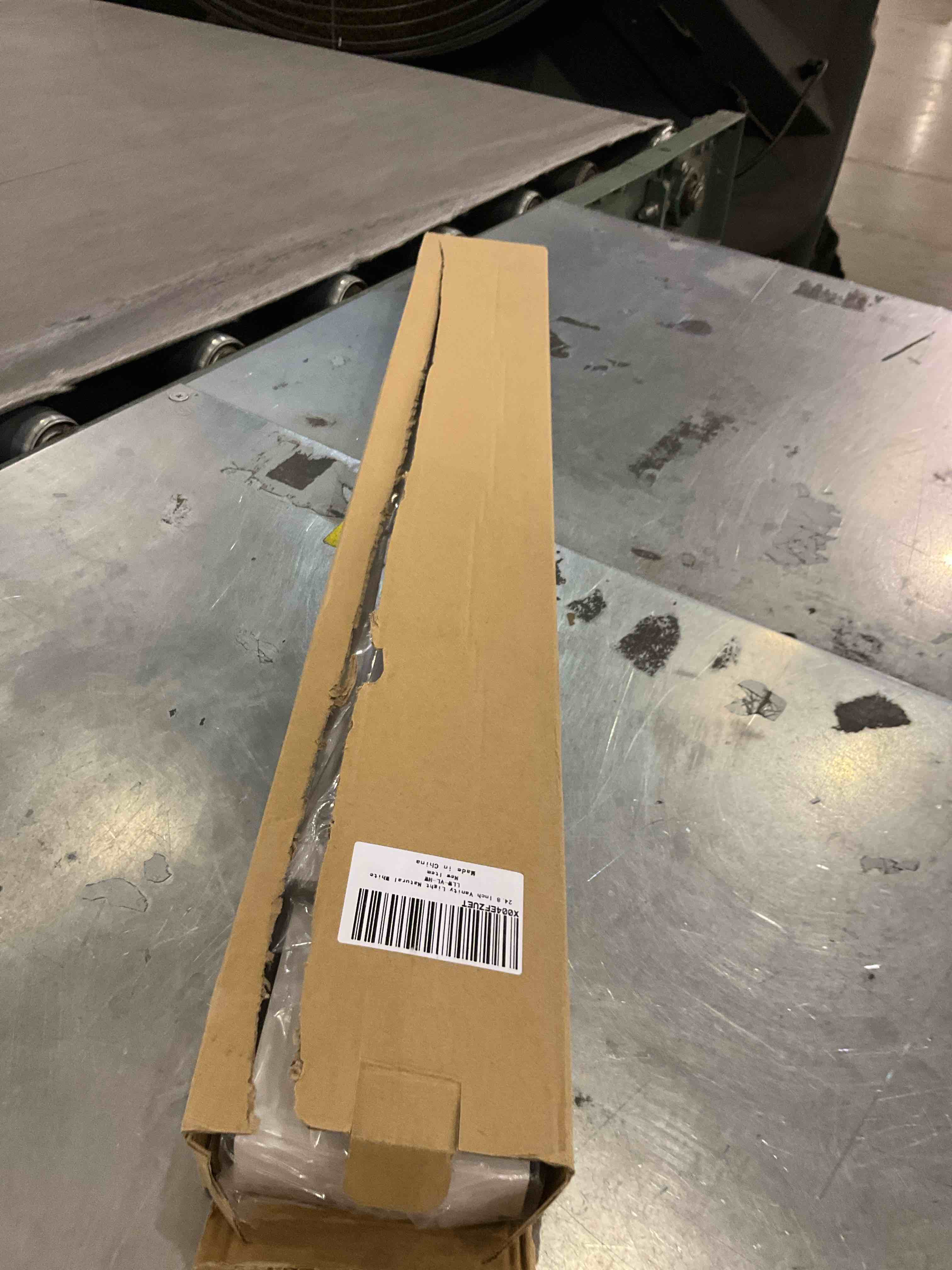 https://s3.amazonaws.com/lotting-images-prod/TEA2355324_1751305831477.jpeg