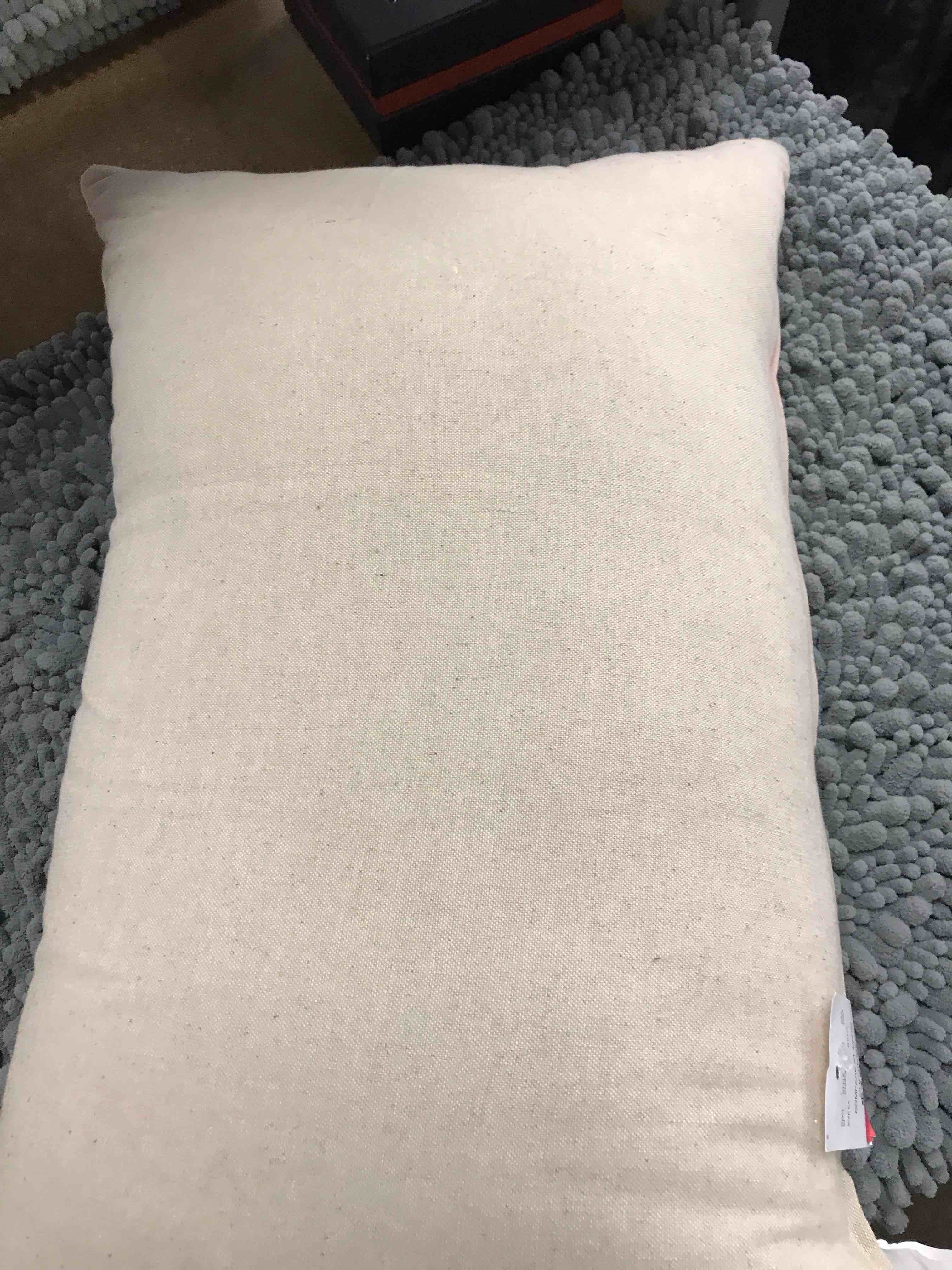 decorative pillow 