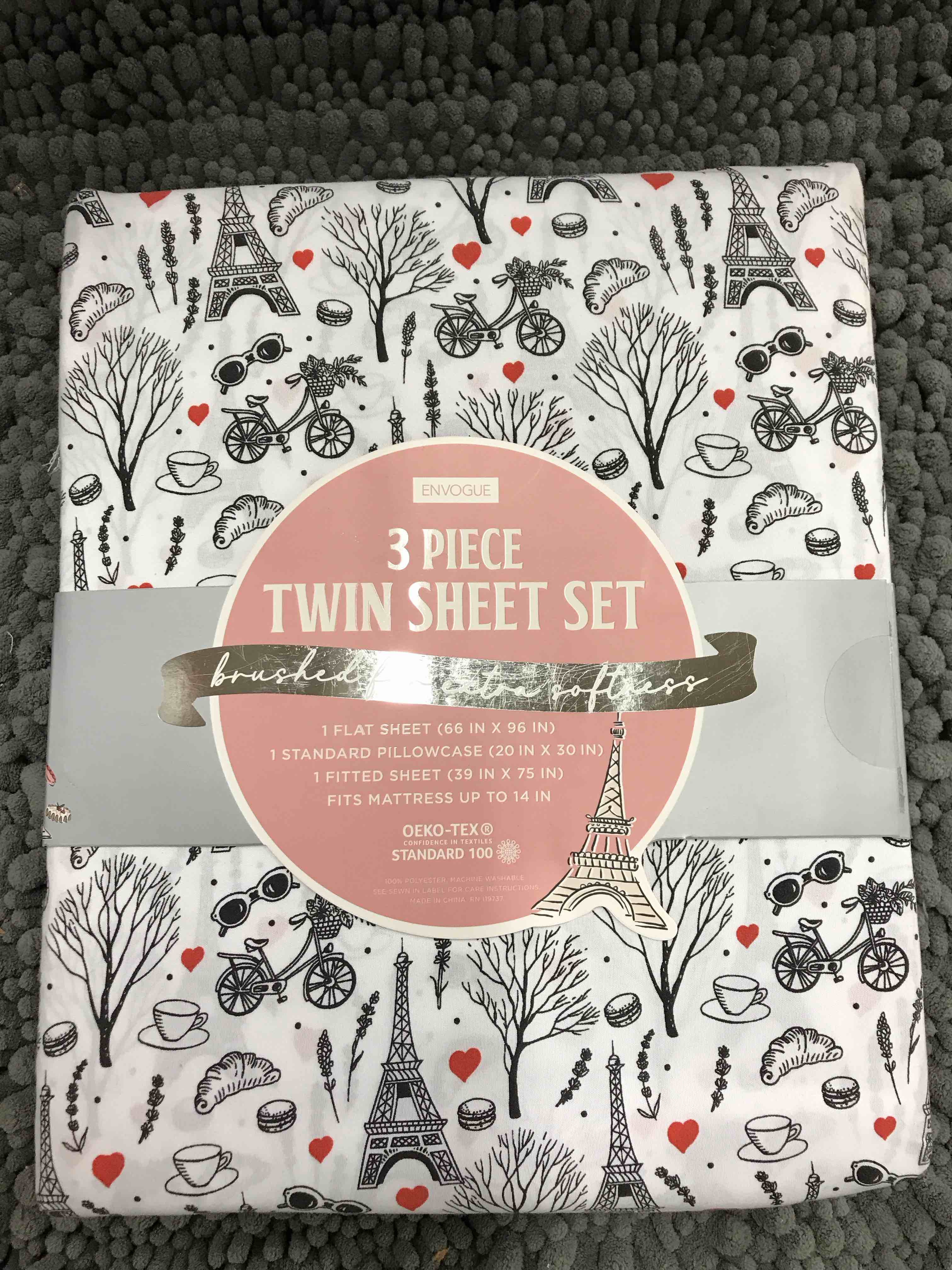 Condition photo showing New/Like New for Twin Sheet Set