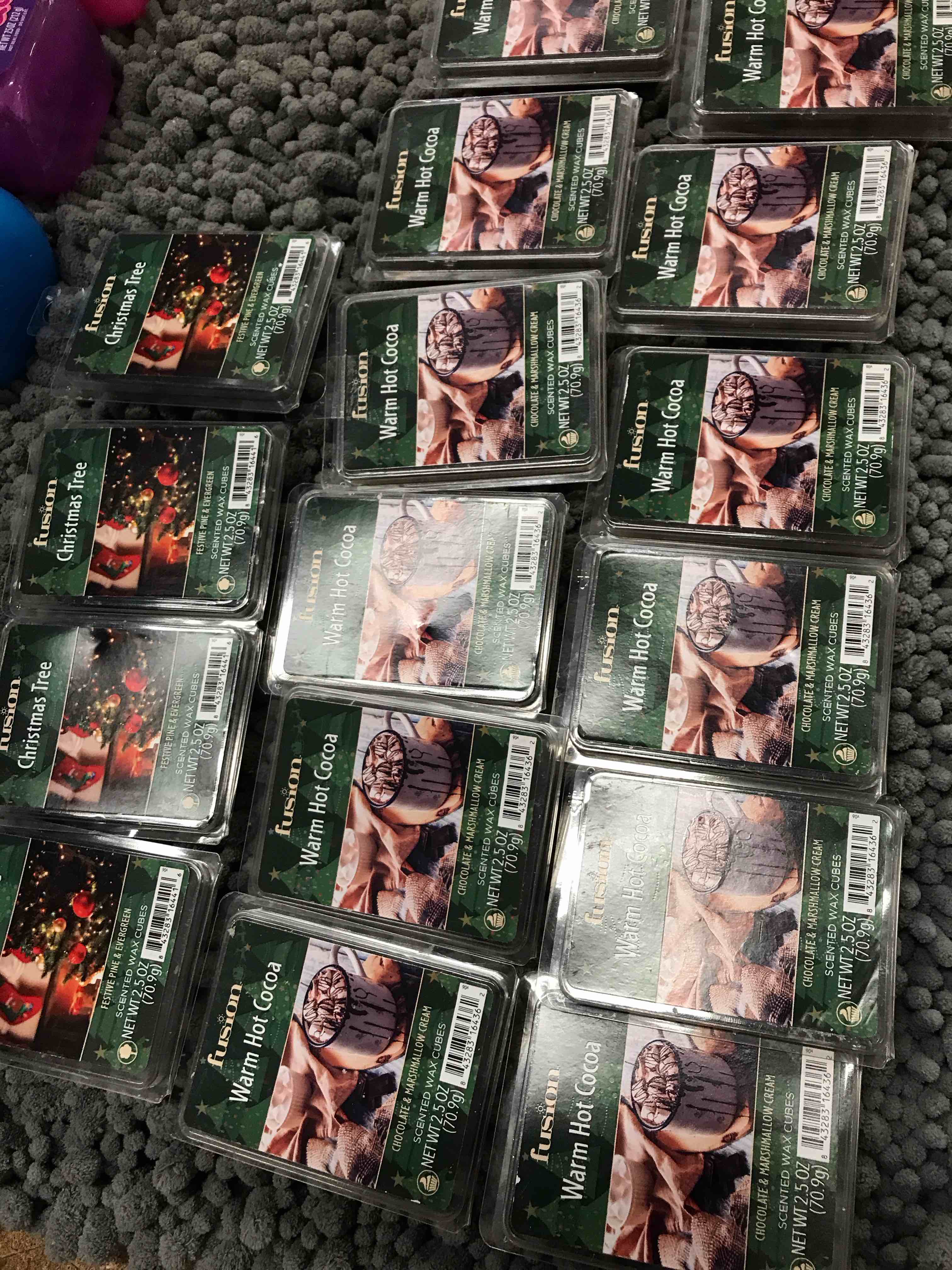 16 Sets Of Scented Wax Cubes