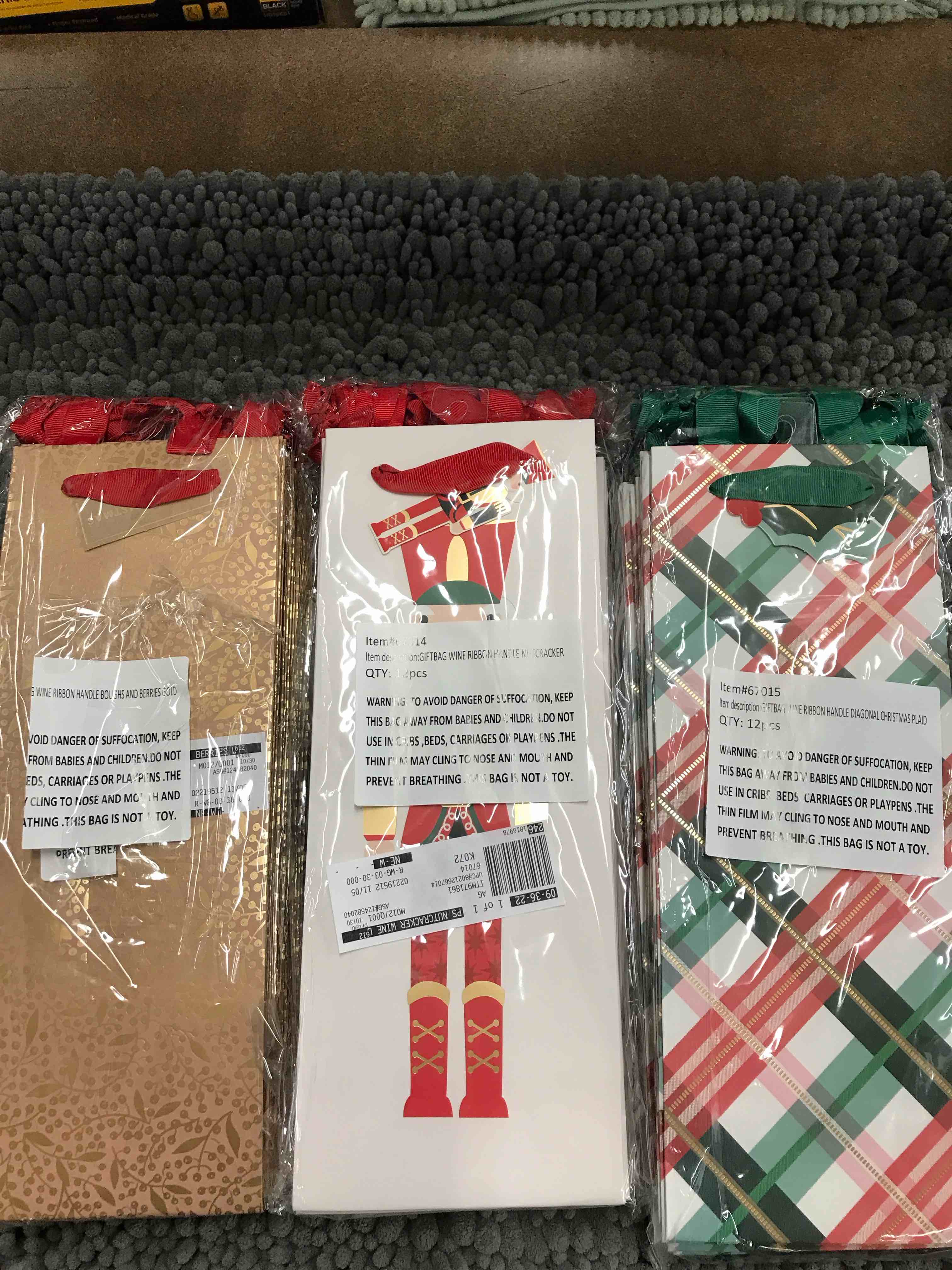 36 Christmas Gift Bags