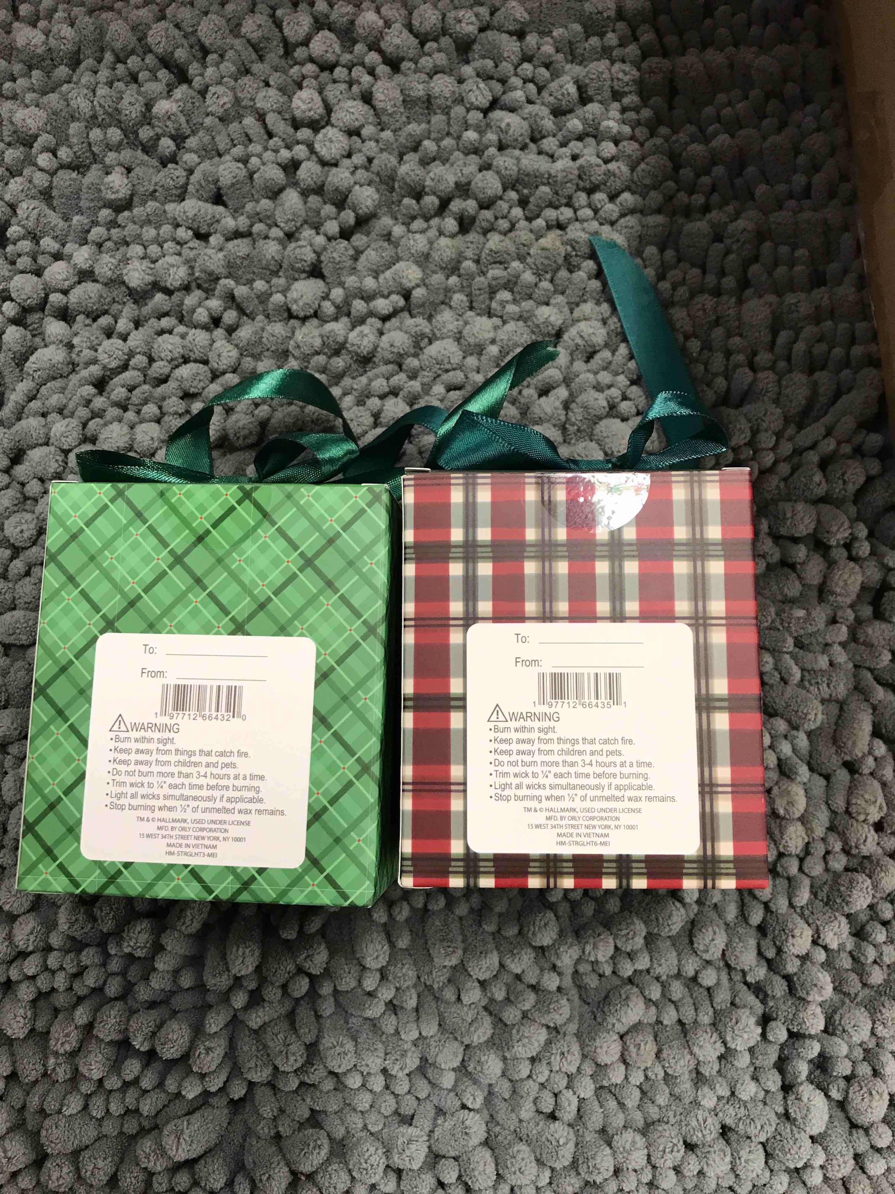 Set of 2 Hallmark Christmas Candles