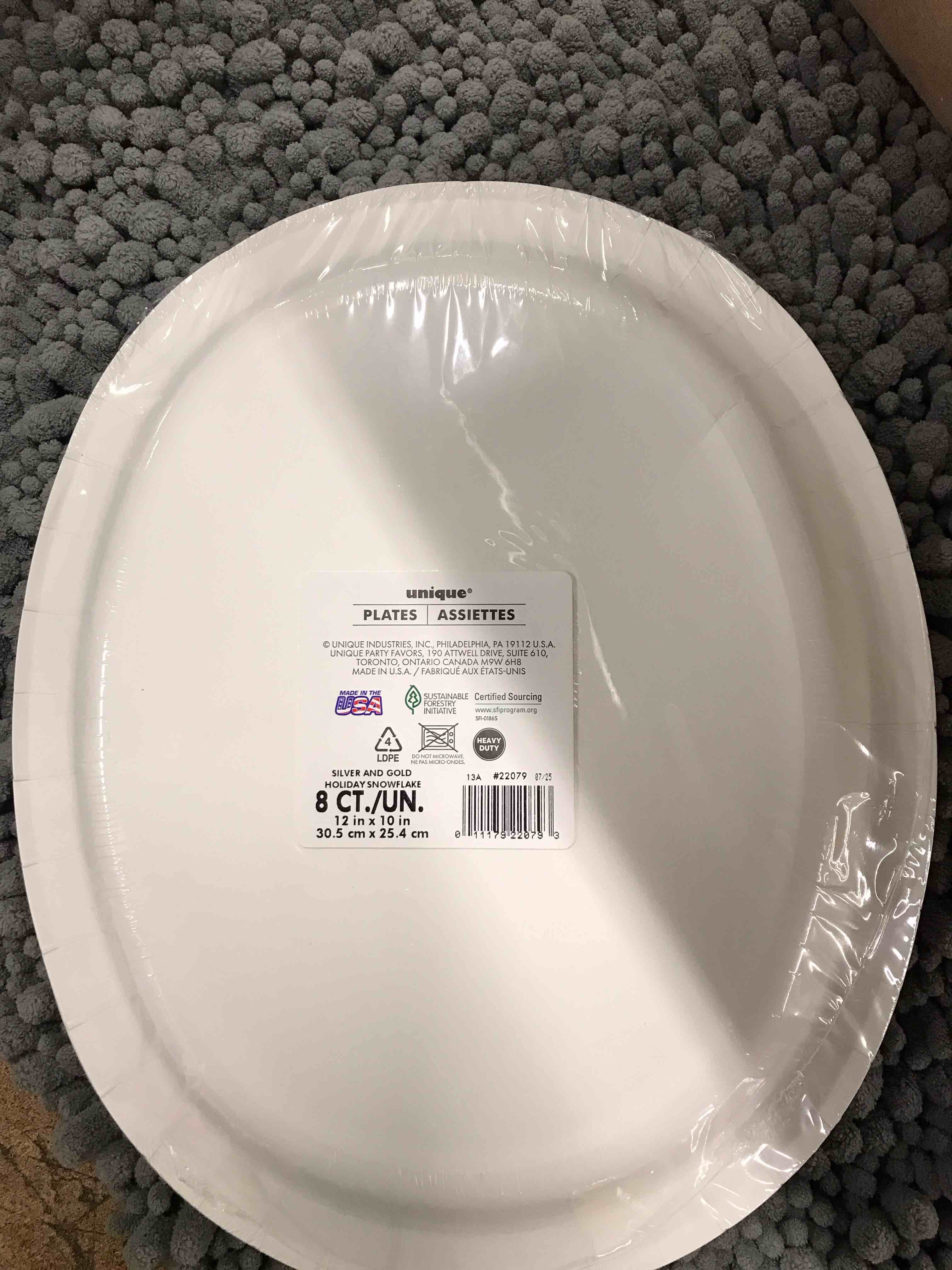 Condition photo showing New/Like New for 12 Sets of 8 Count Holiday Paper Plates