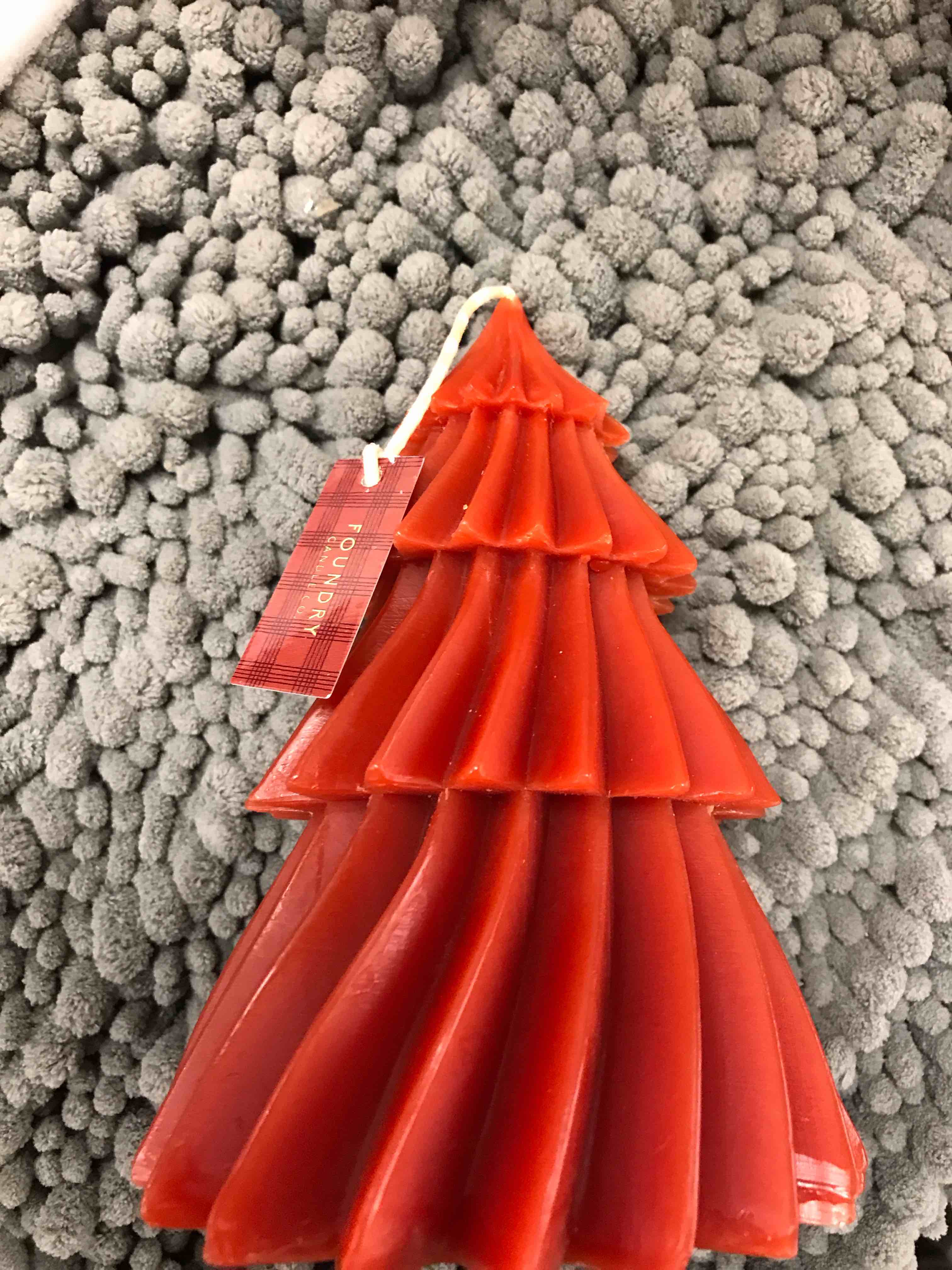 Condition photo showing New/Like New for Foundry Candle Company Red Wispy Tree Set of 4 Candles 