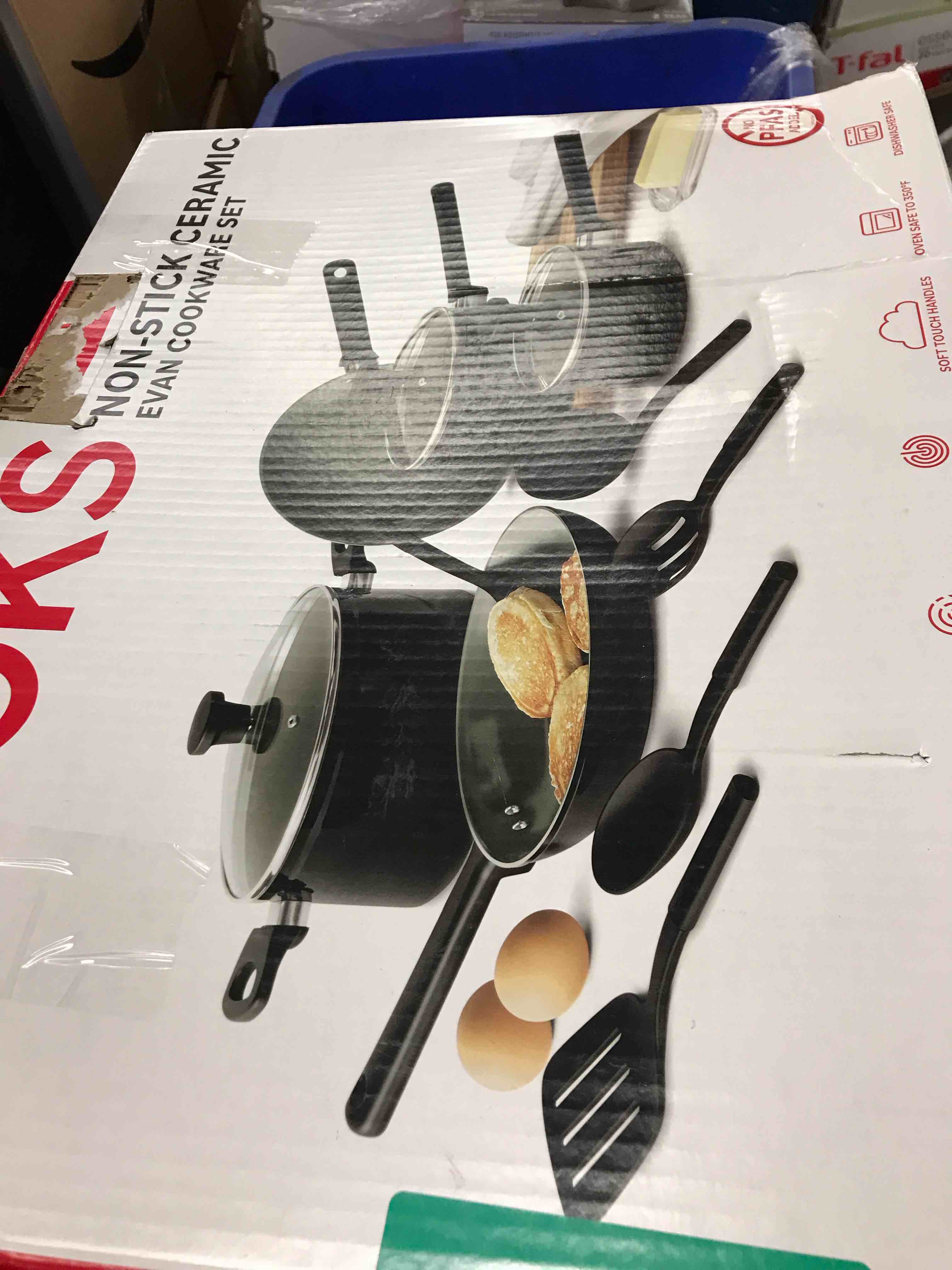 Condition photo showing As Is for cooks 12 Piece Cookware Set