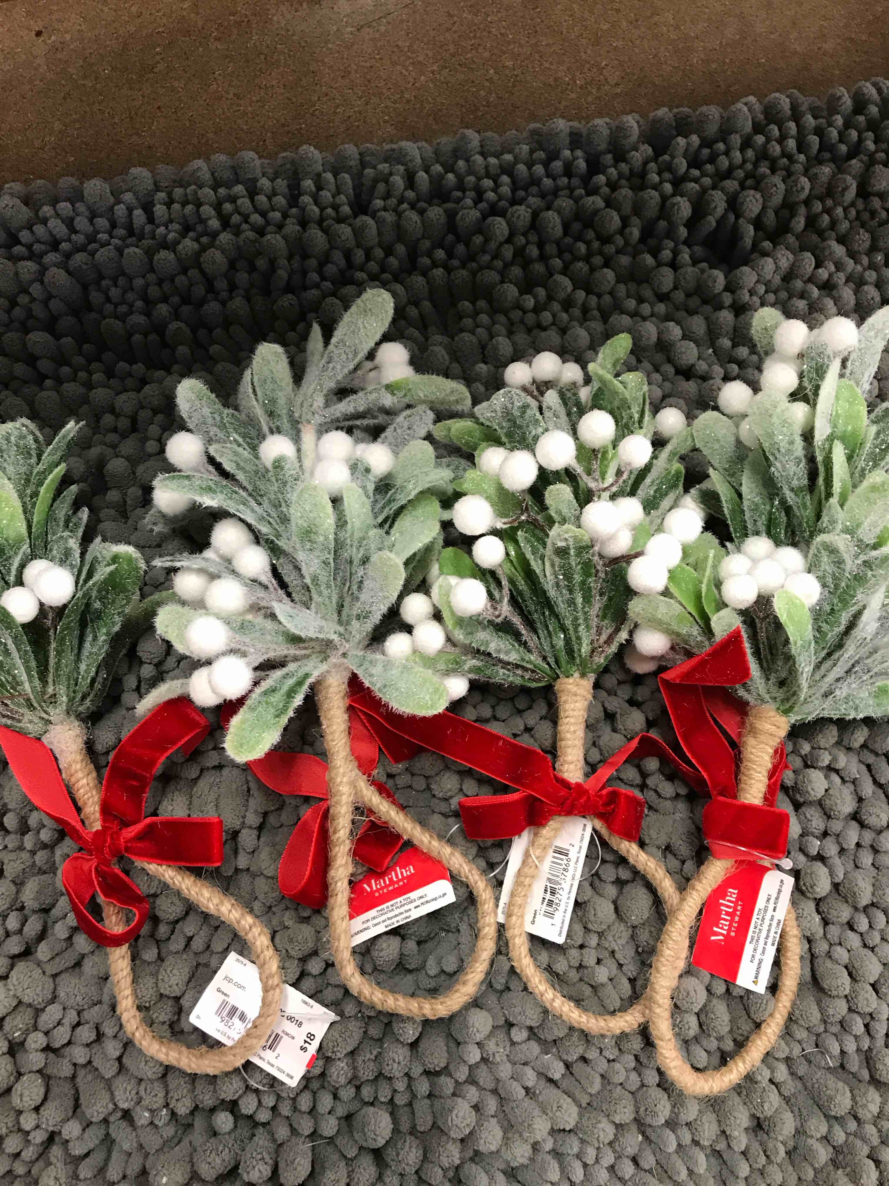 Condition photo showing As Is for Set of 4 Martha Stewart Napkin Rings