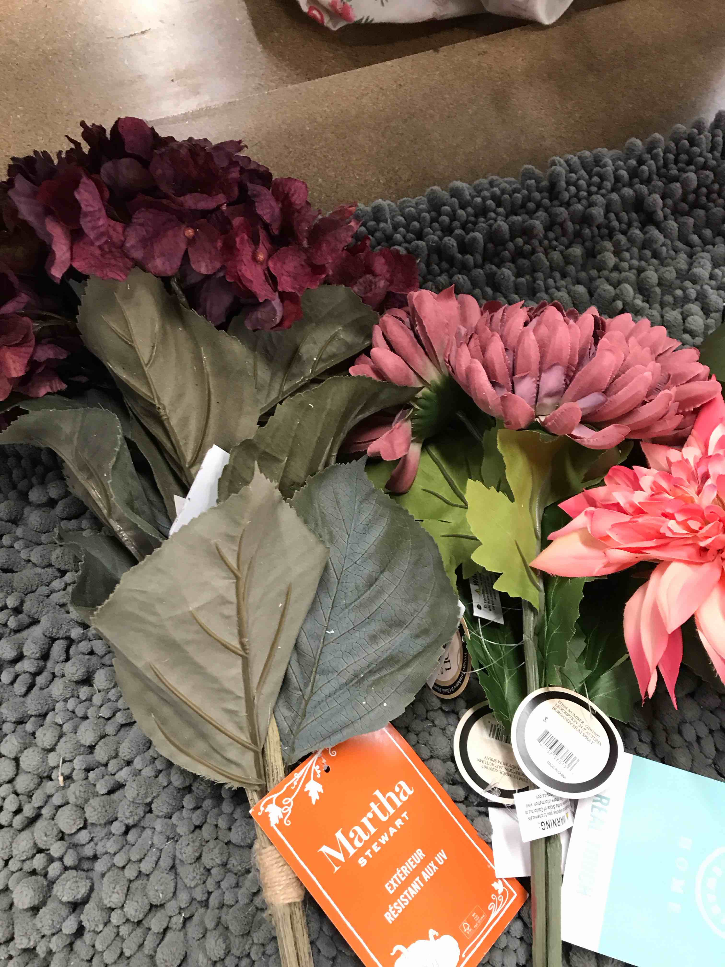 Condition photo showing As Is for Set of 4 Artificial Flowers 