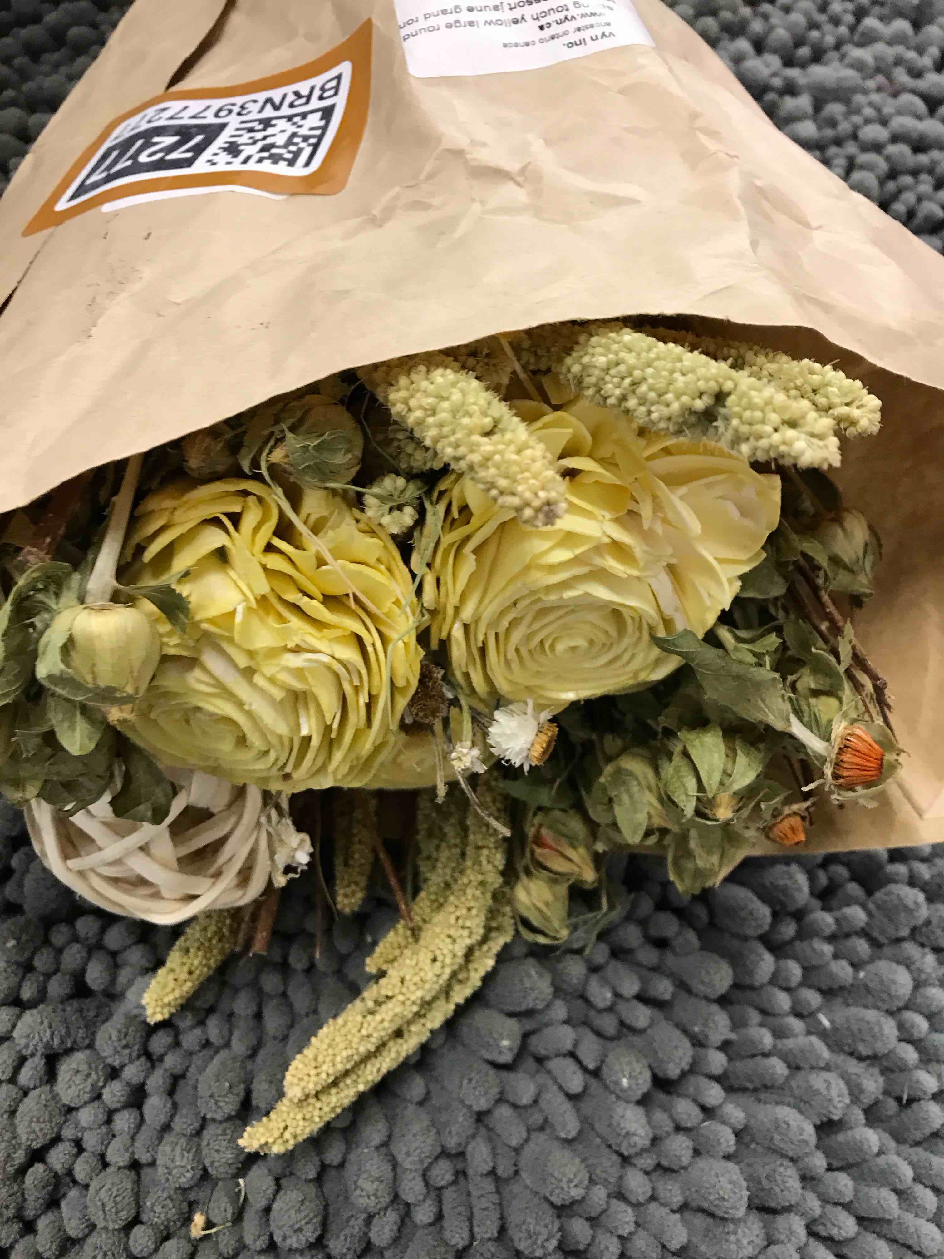 Condition photo showing As Is for Home Decor