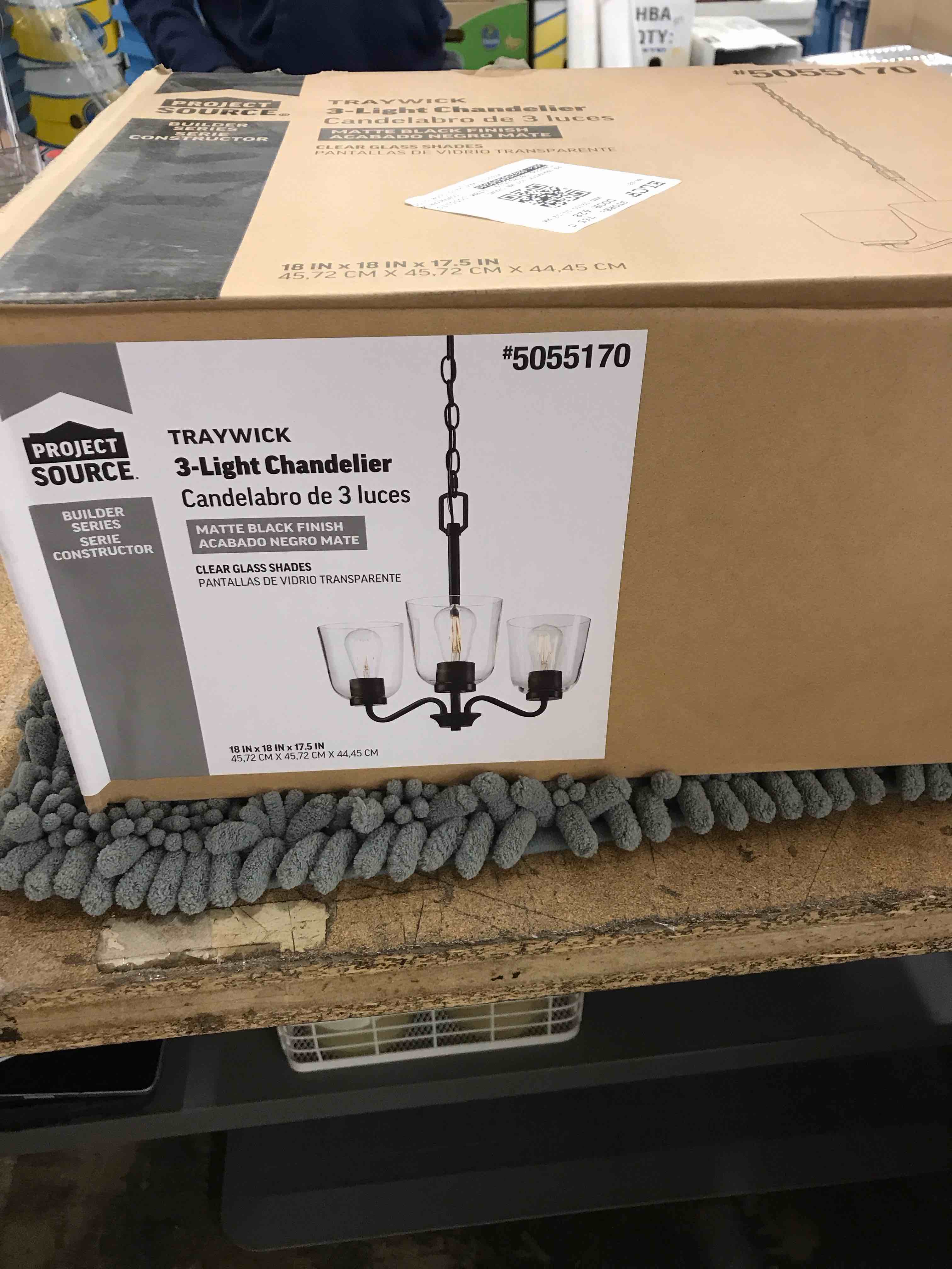 traywick 3 light chandelier