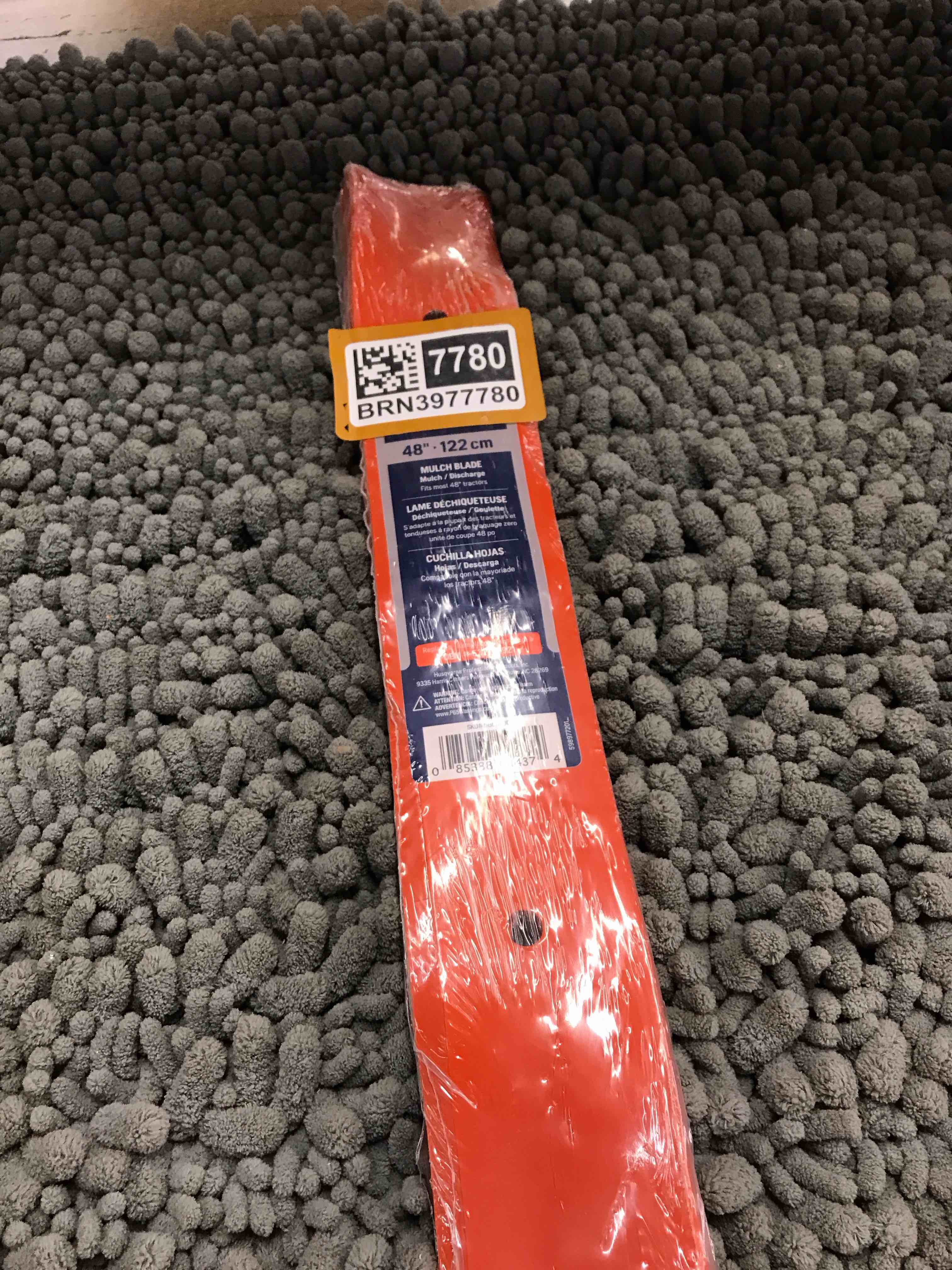 Condition photo showing As Is for blades