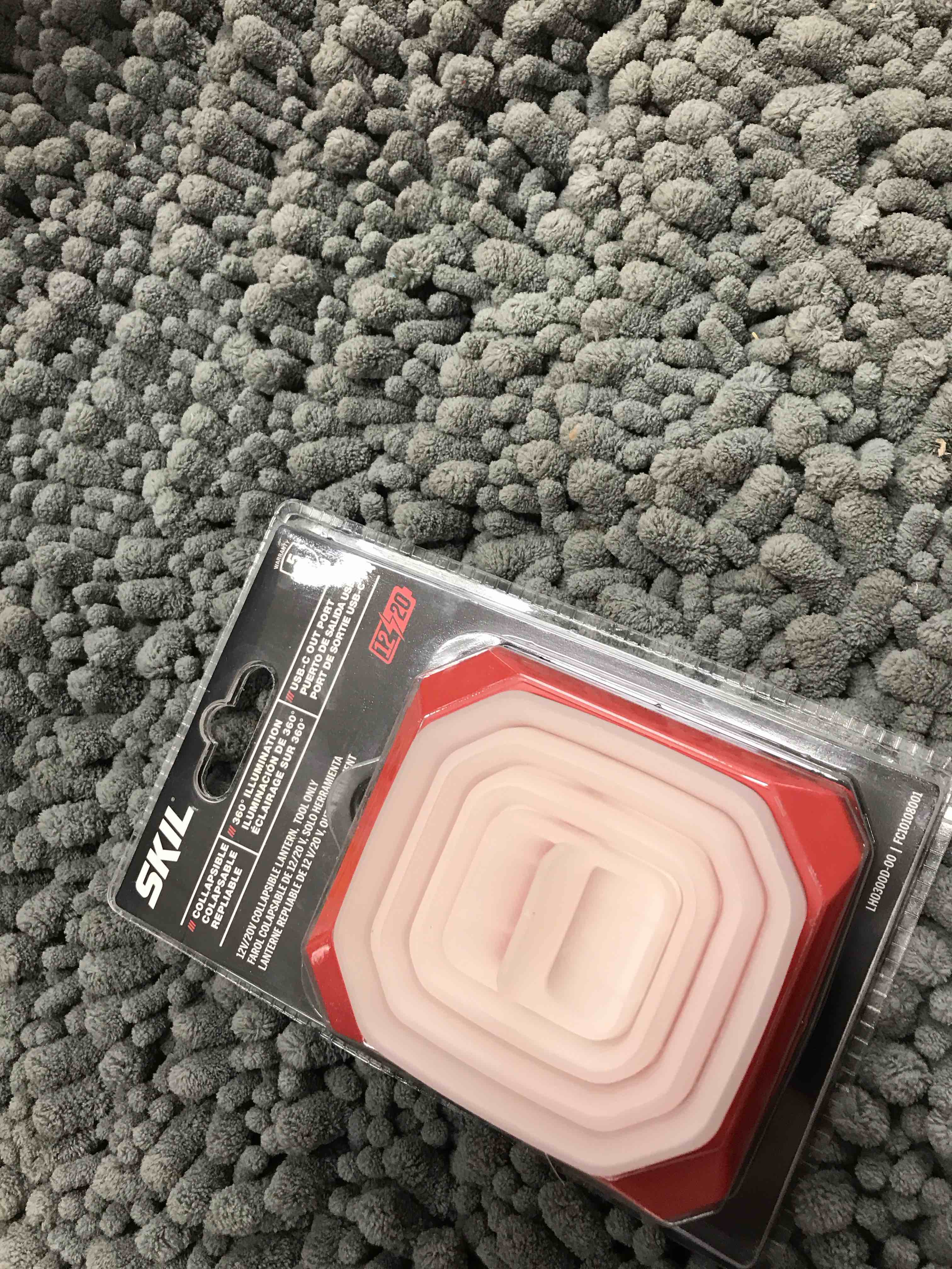 Condition photo showing As Is for collapsible light