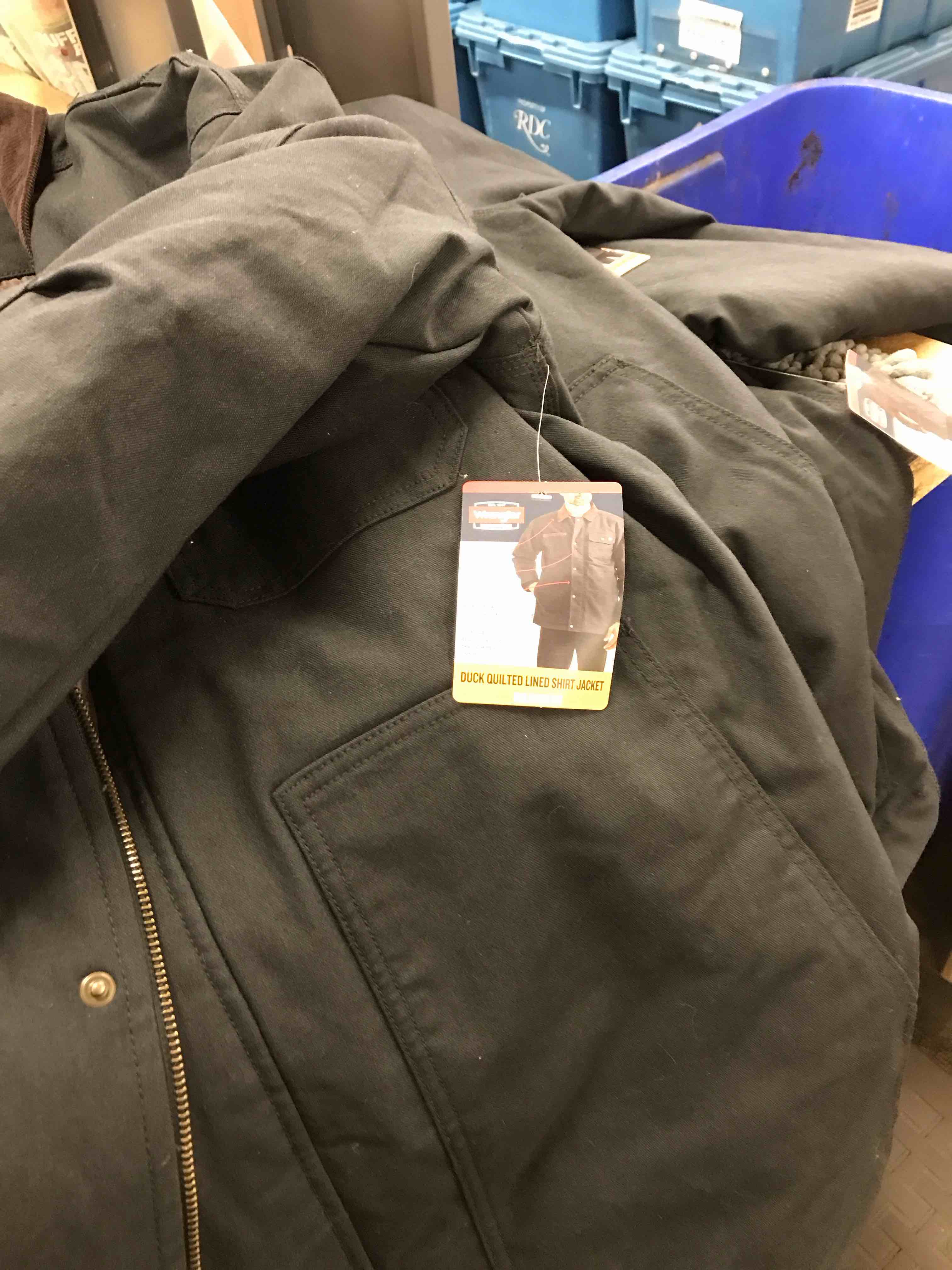 Condition photo showing As Is for wrangler duck quilted shirt jacket