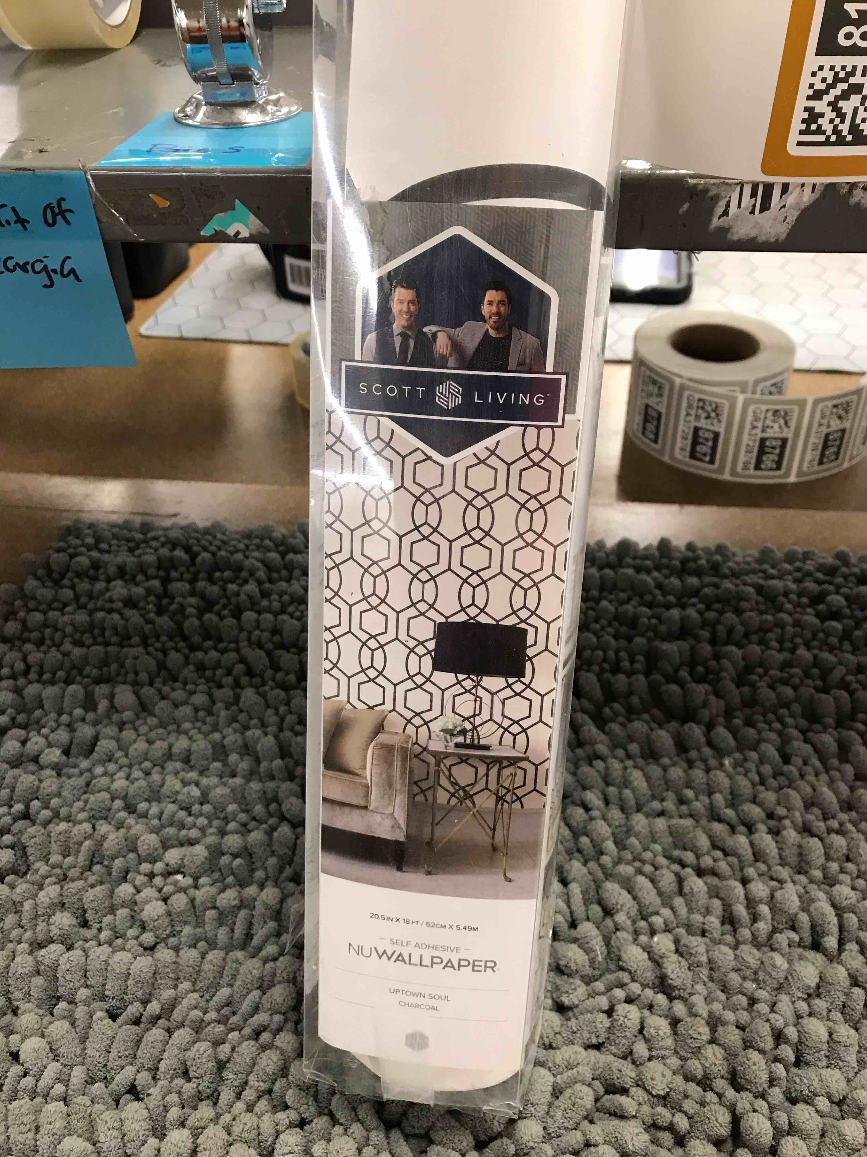 Condition photo showing Good Condition for self adhesive wallpaper