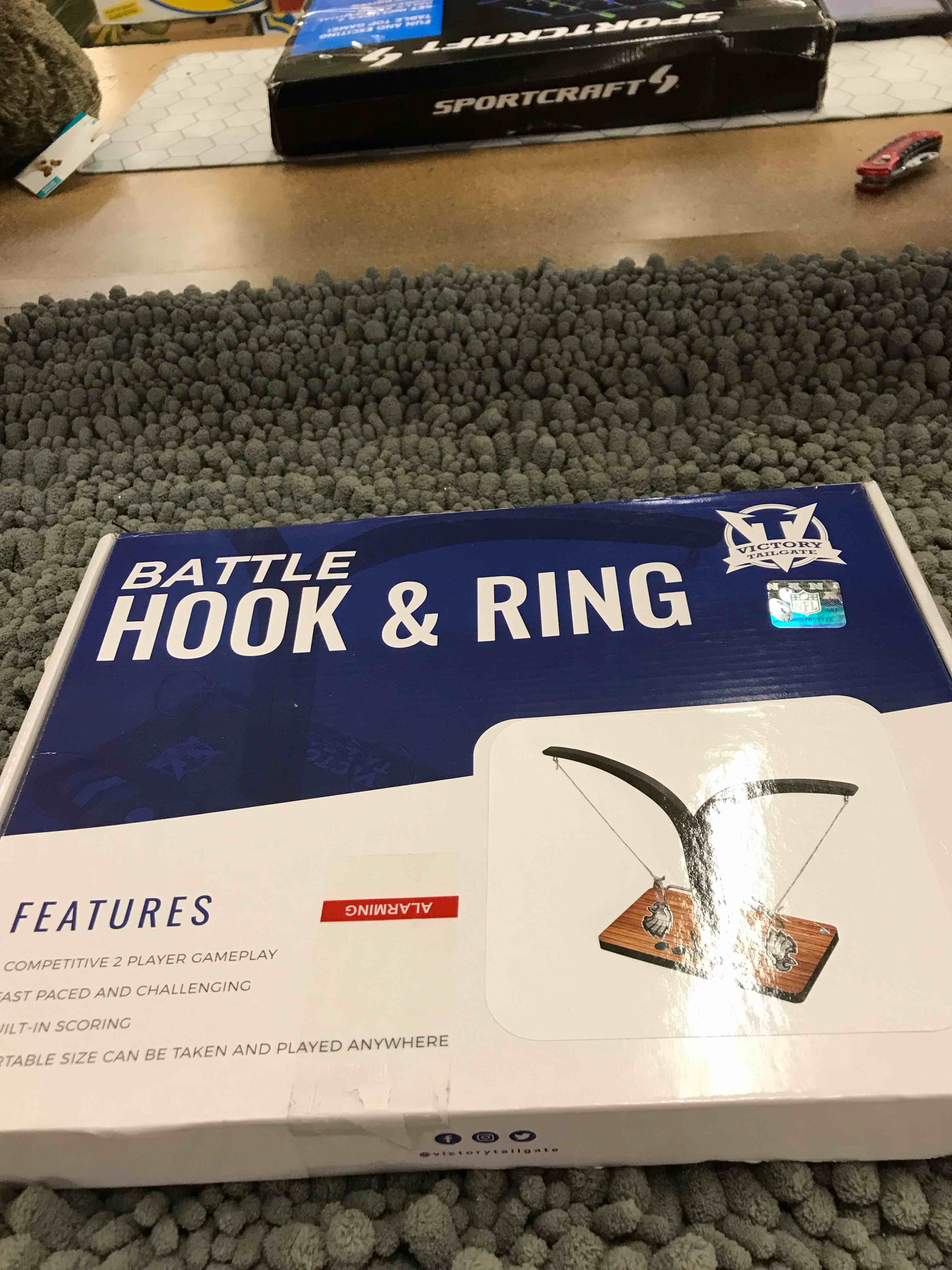 Condition photo showing Good Condition for eagles hook & ring