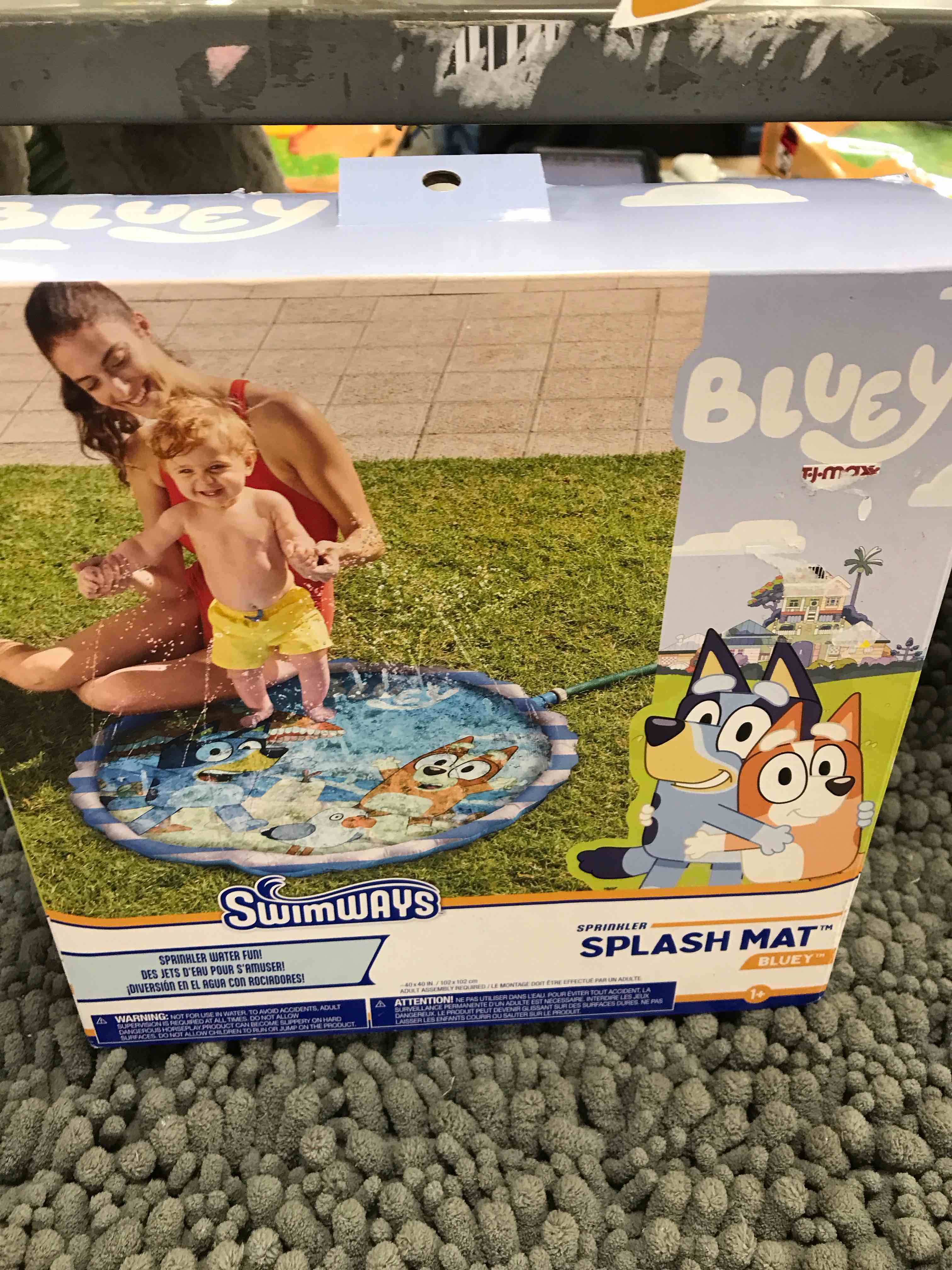 swimways bluey splash mat, kids splash pad, outdoor toys, bluey party supplies and water toys for kids ages 1 & up