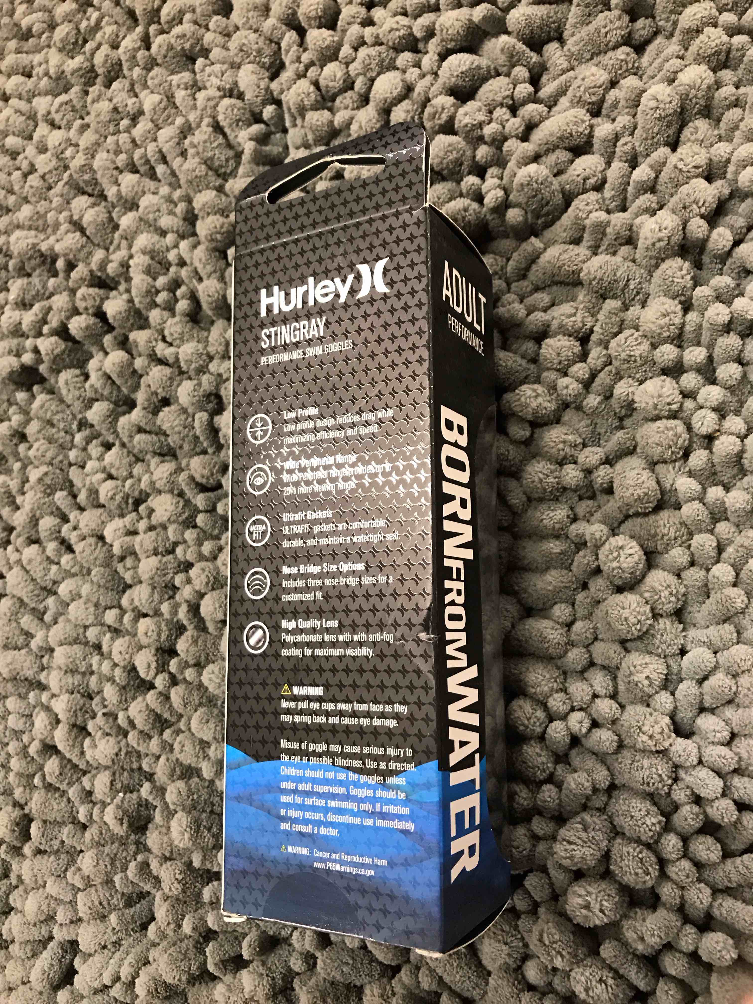 Condition photo showing New/Like New for stingray goggles