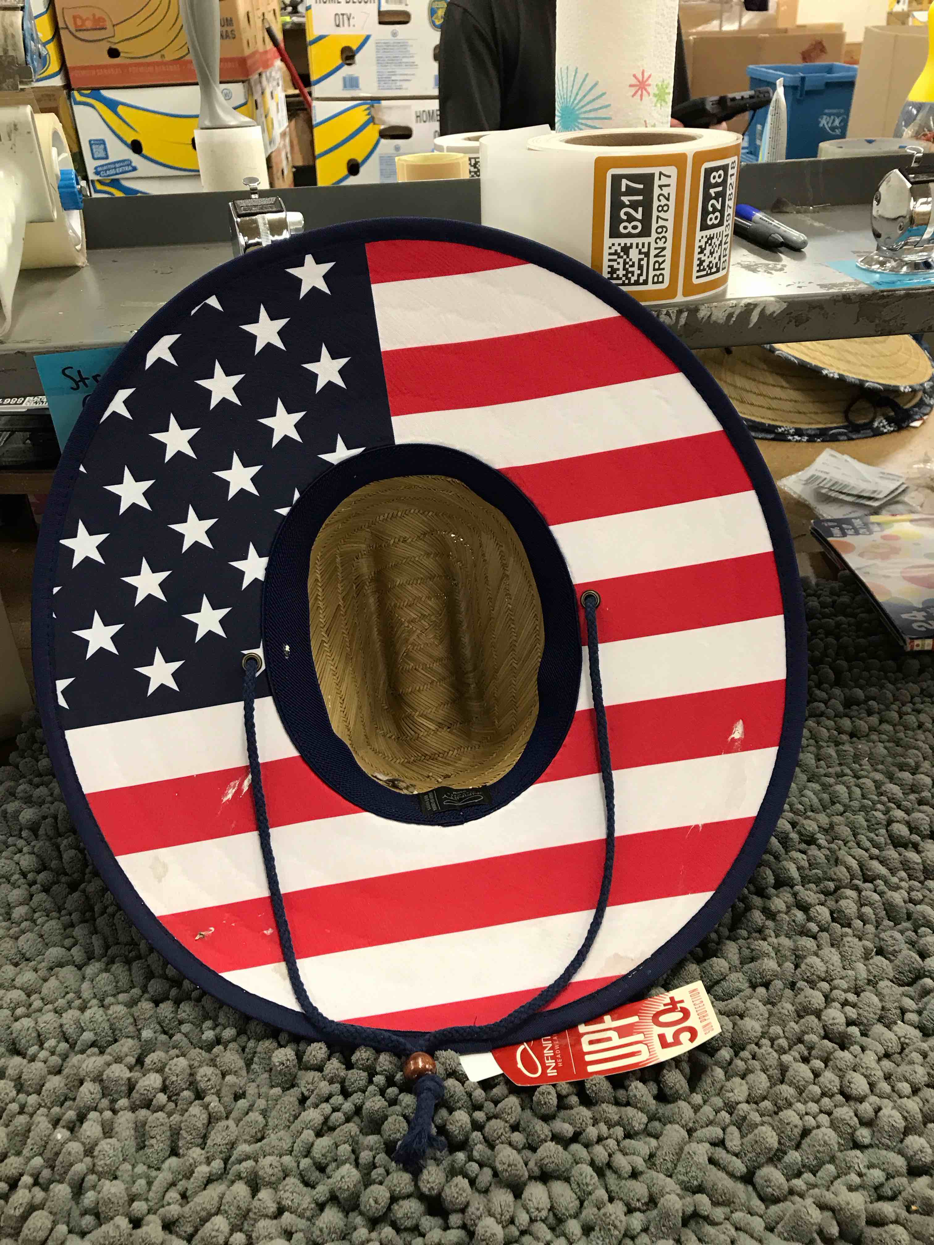 Condition photo showing Good Condition for flag sunhat