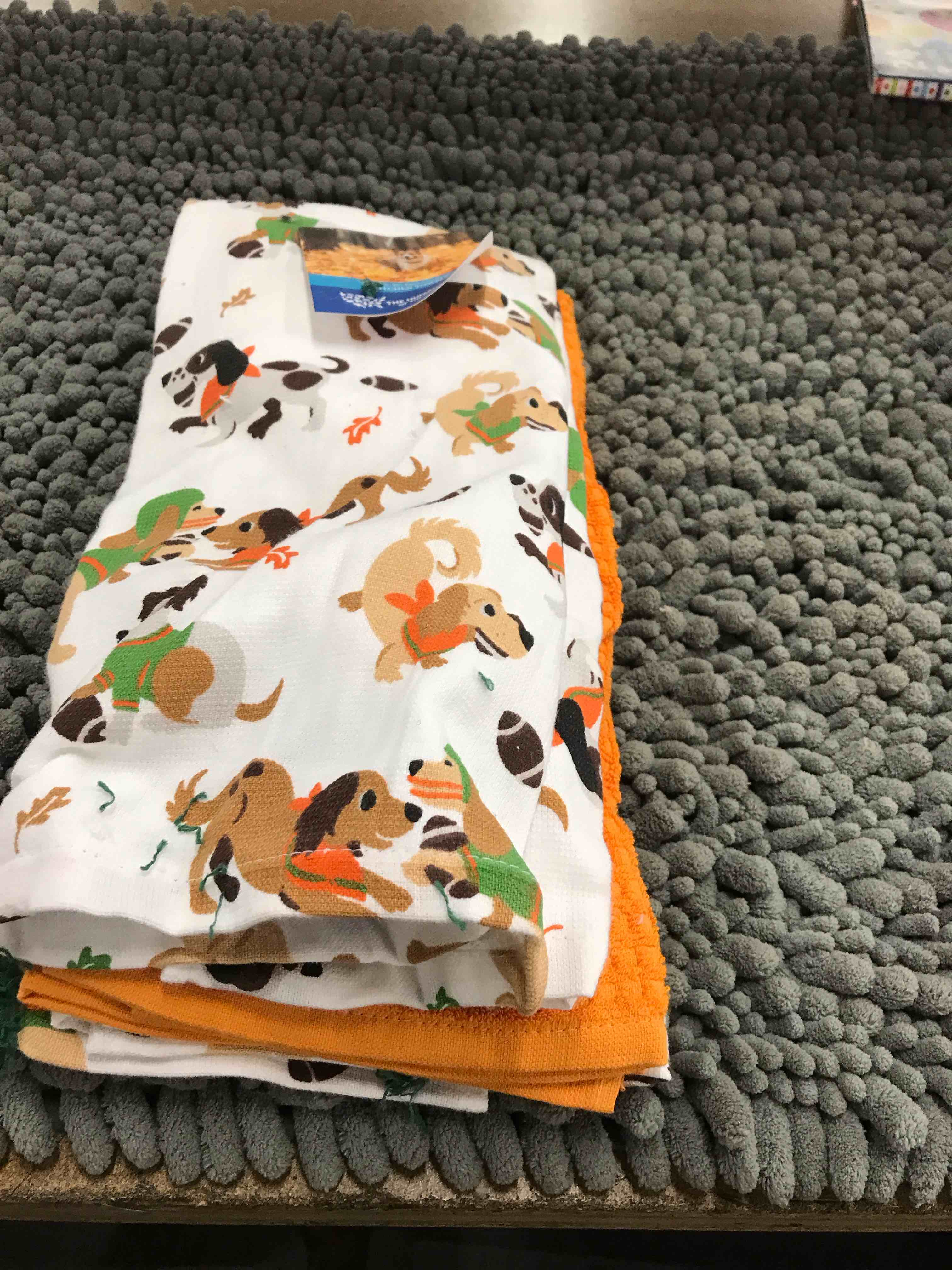 Condition photo showing Good Condition for 3 kitchen towels