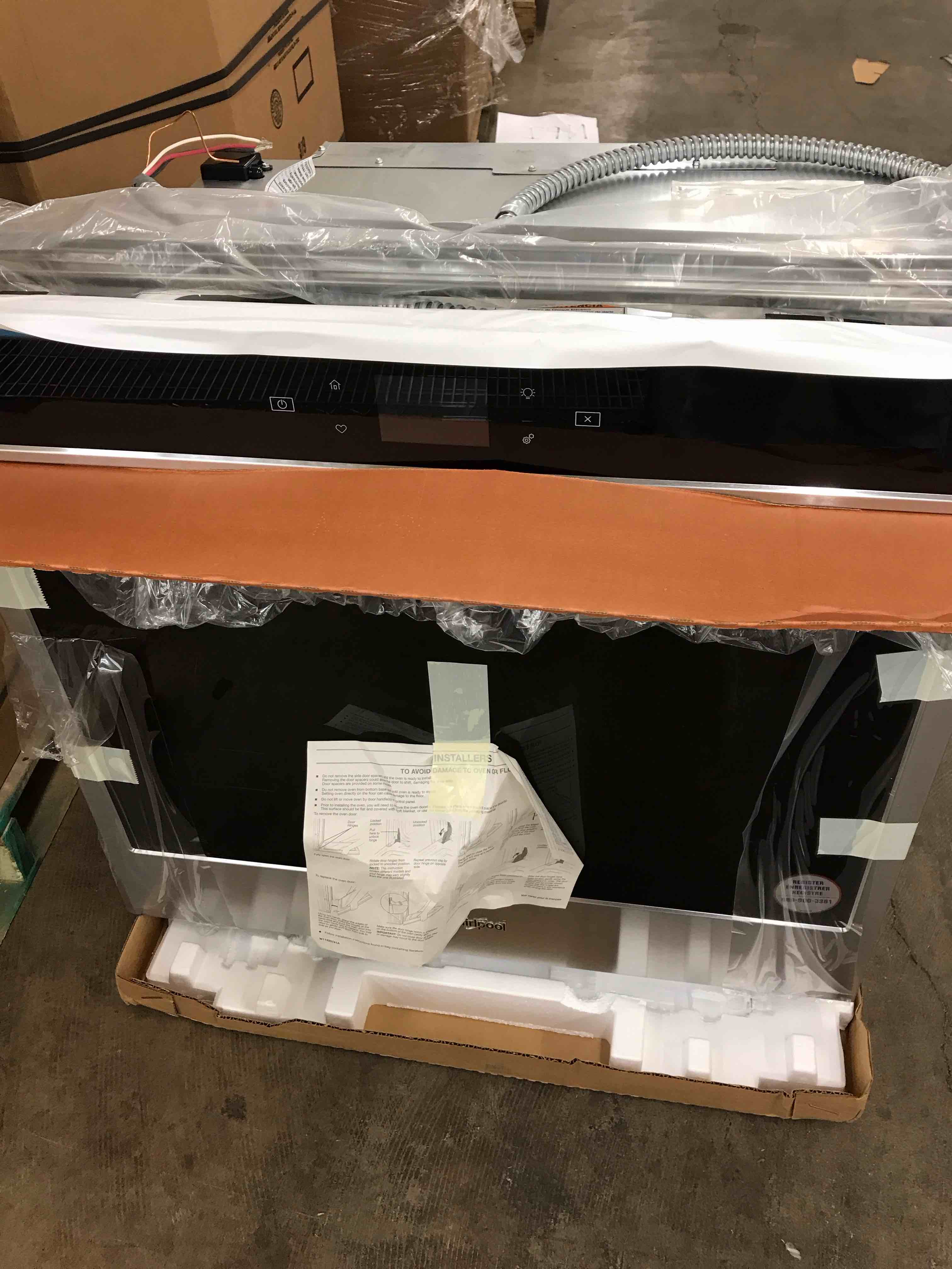Condition photo showing New/Like New for whirlpool electric mount oven