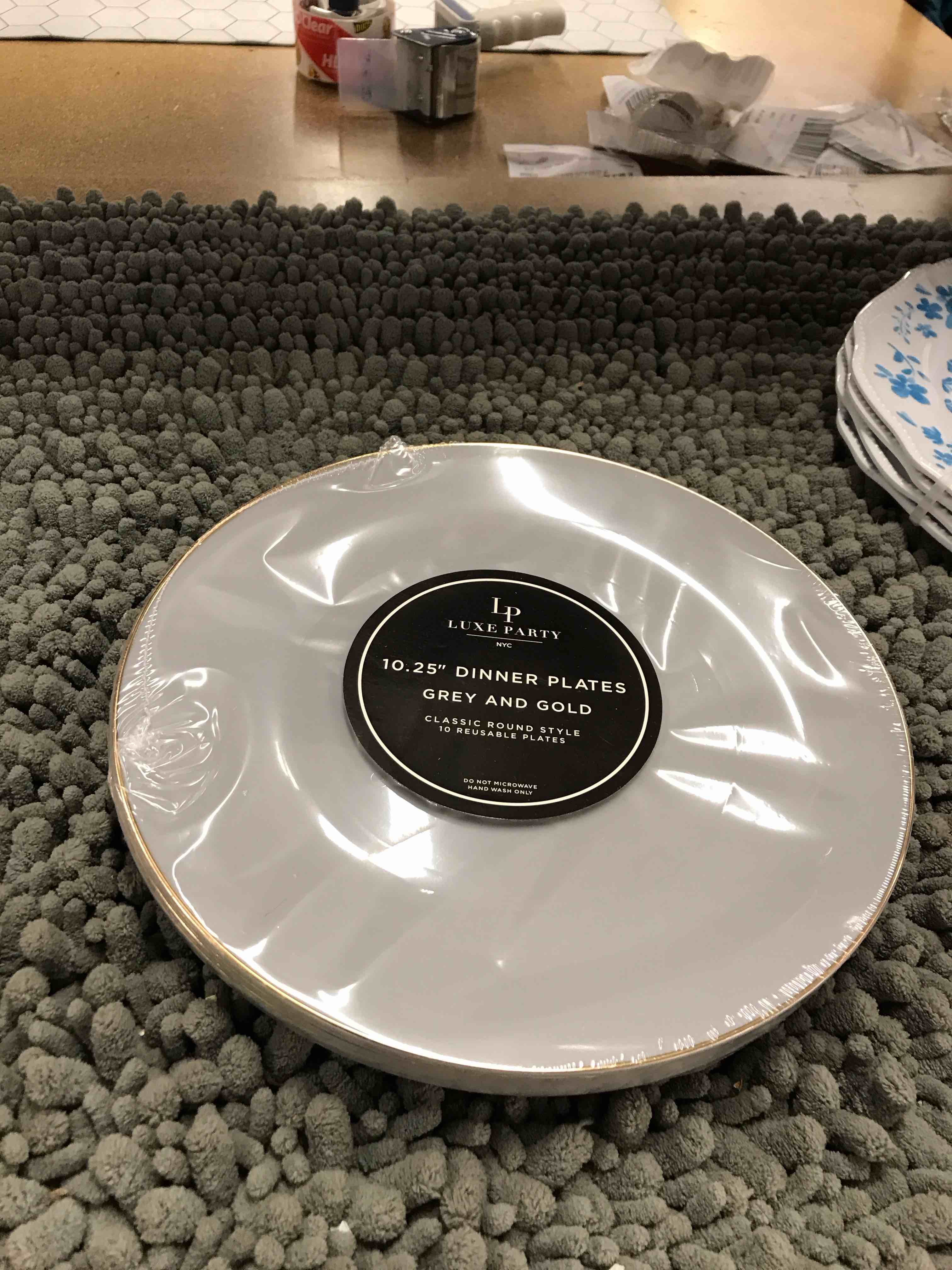 10.25 reusable dinner plates