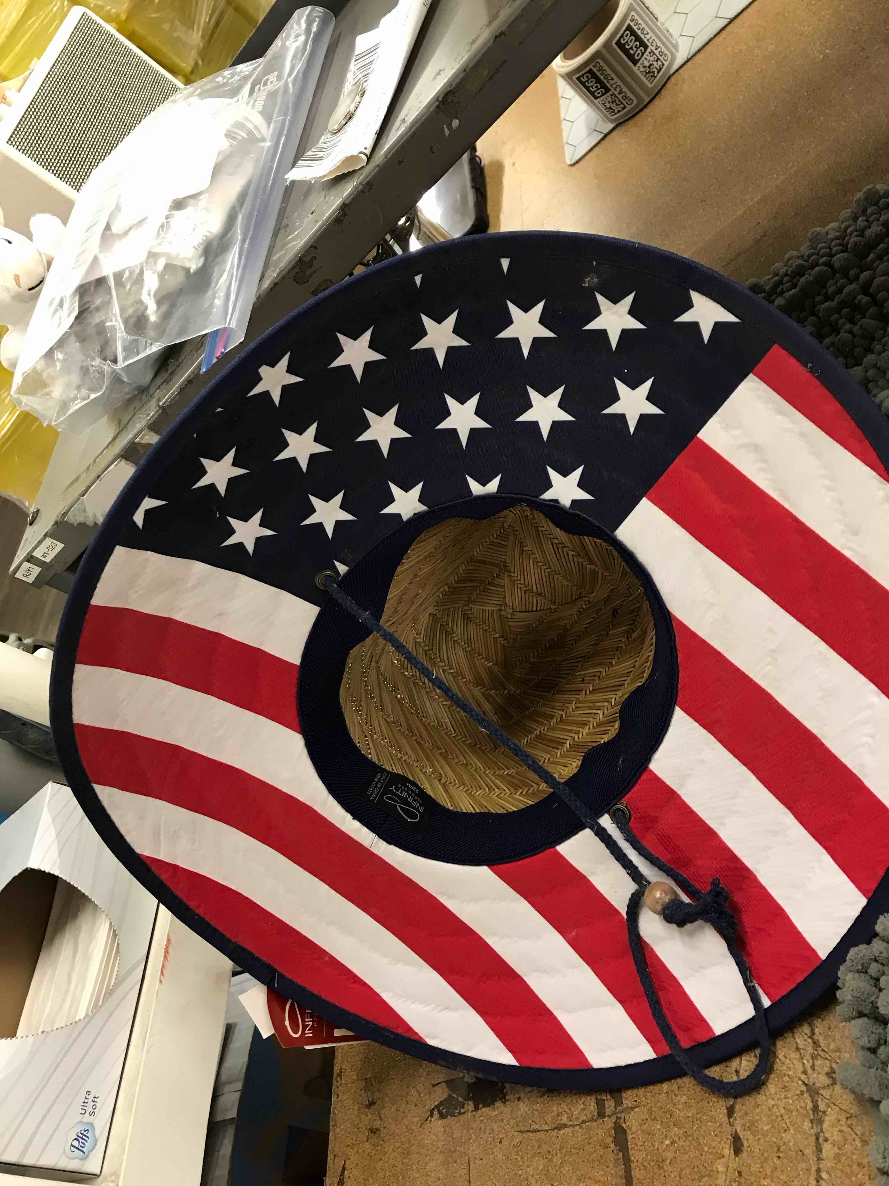 Condition photo showing New/Like New for men’s patriotic straw hat