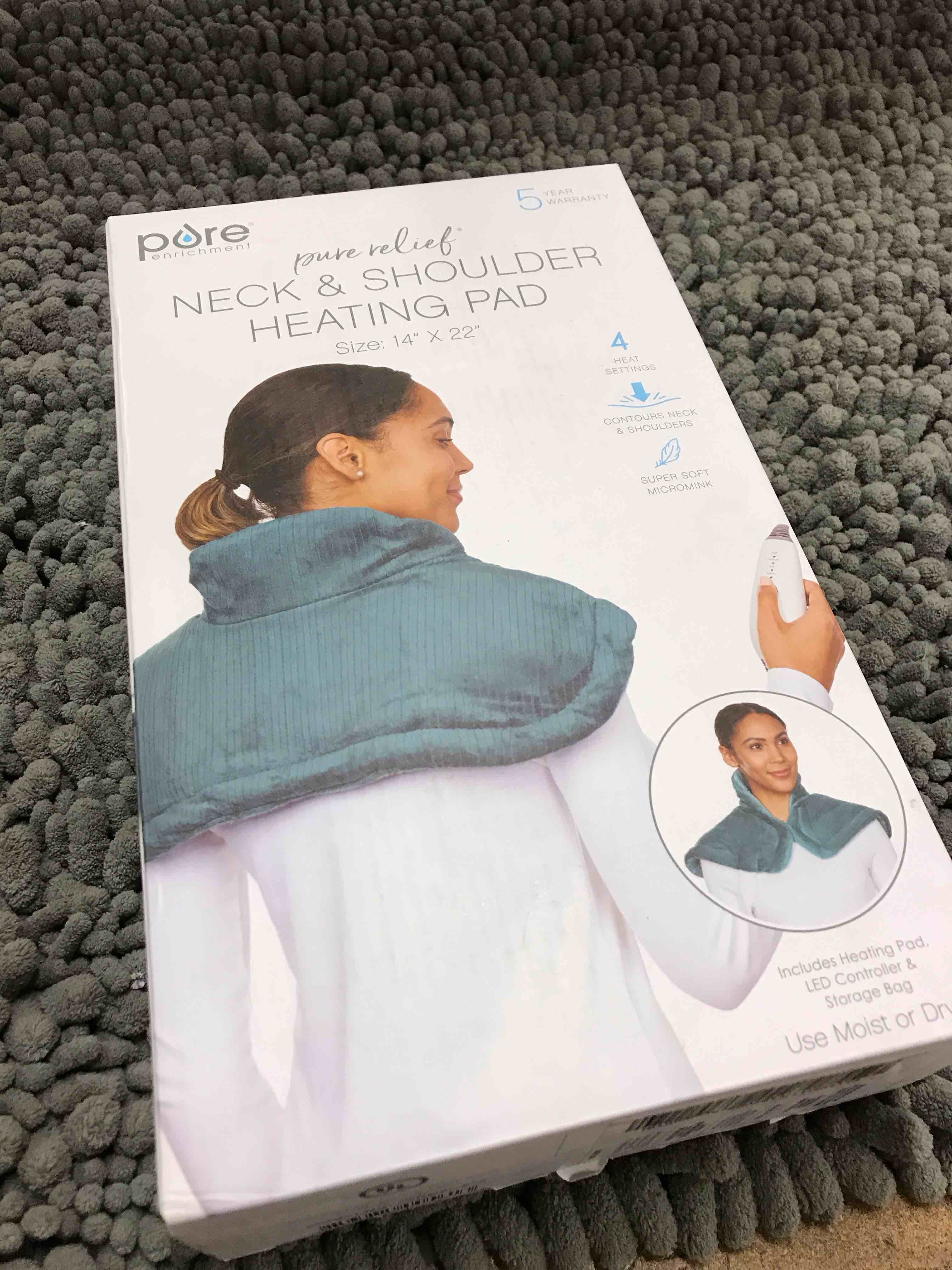 Condition photo showing New/Like New for neck and shoulder heating pad