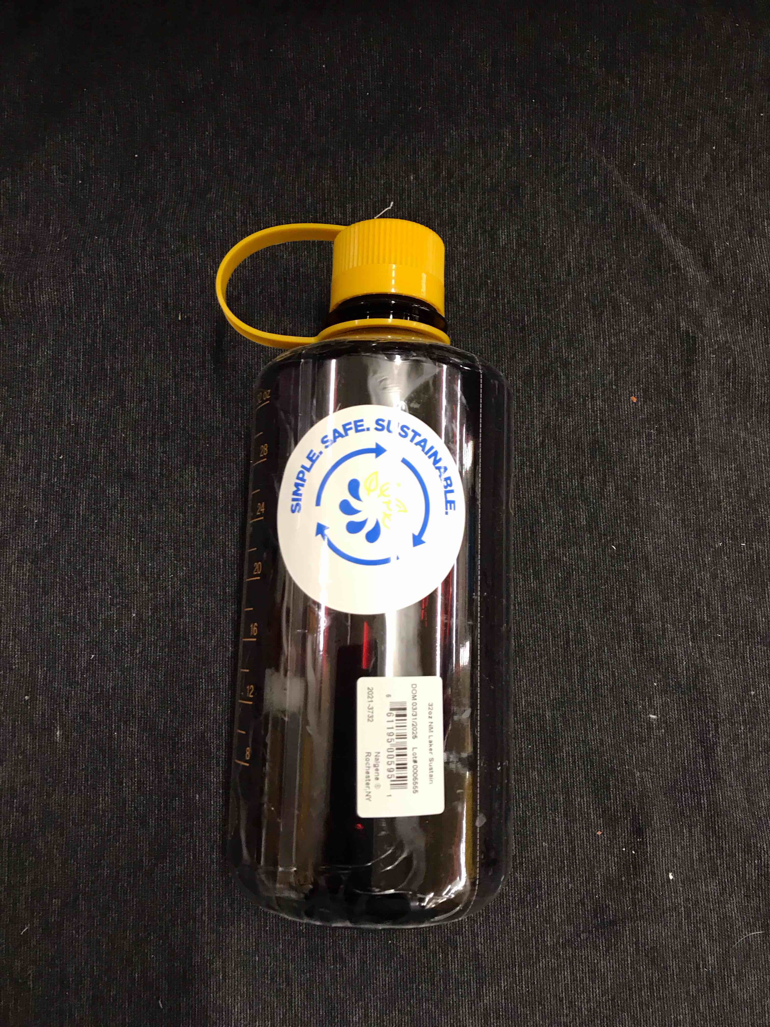 Nalgene 32 fl oz Plastic Narrow Mouth Water Bottle - Laker: Portable Drinkware, Plastic Lid