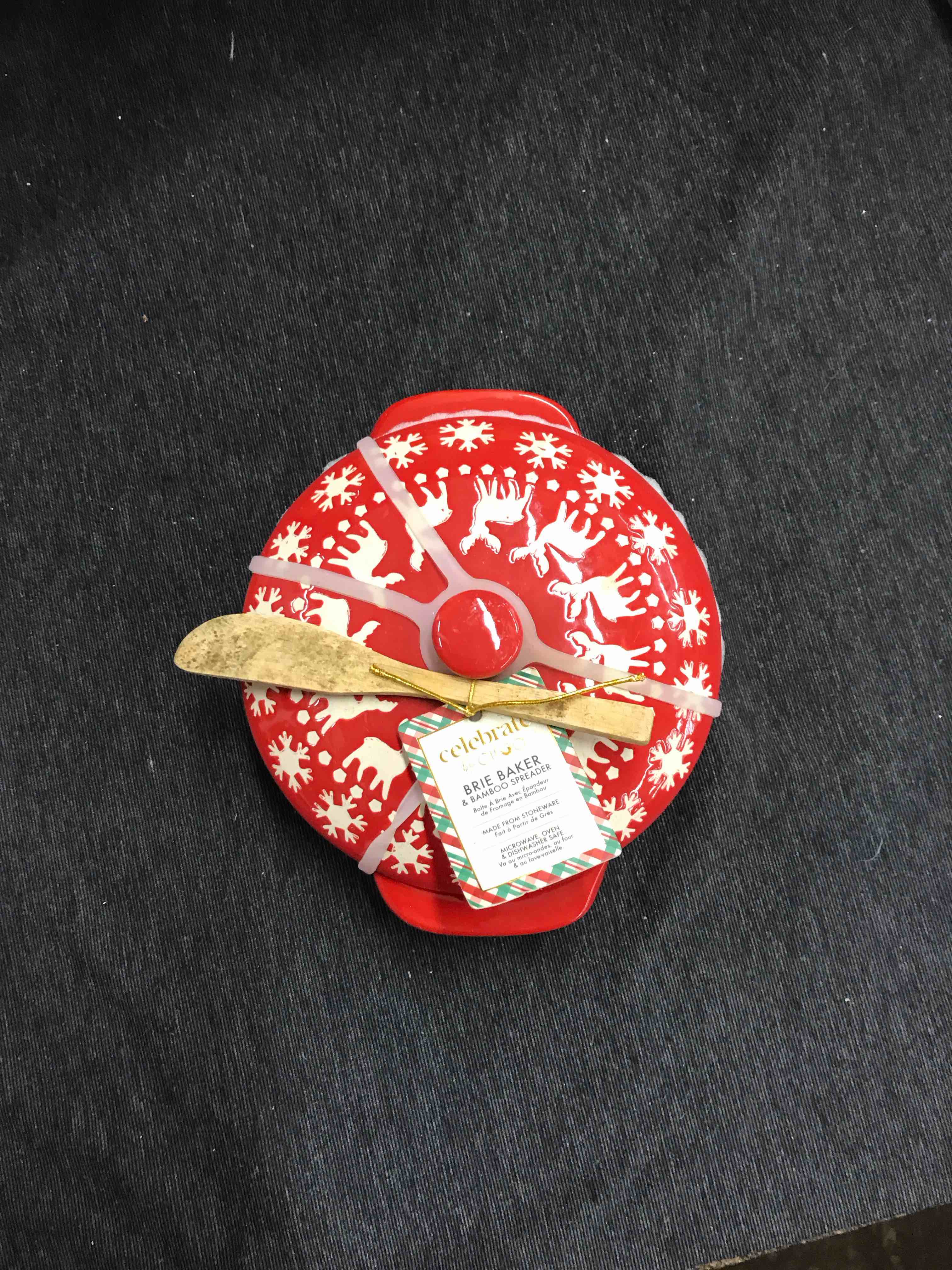 Brie Baker with Bamboo Spreader