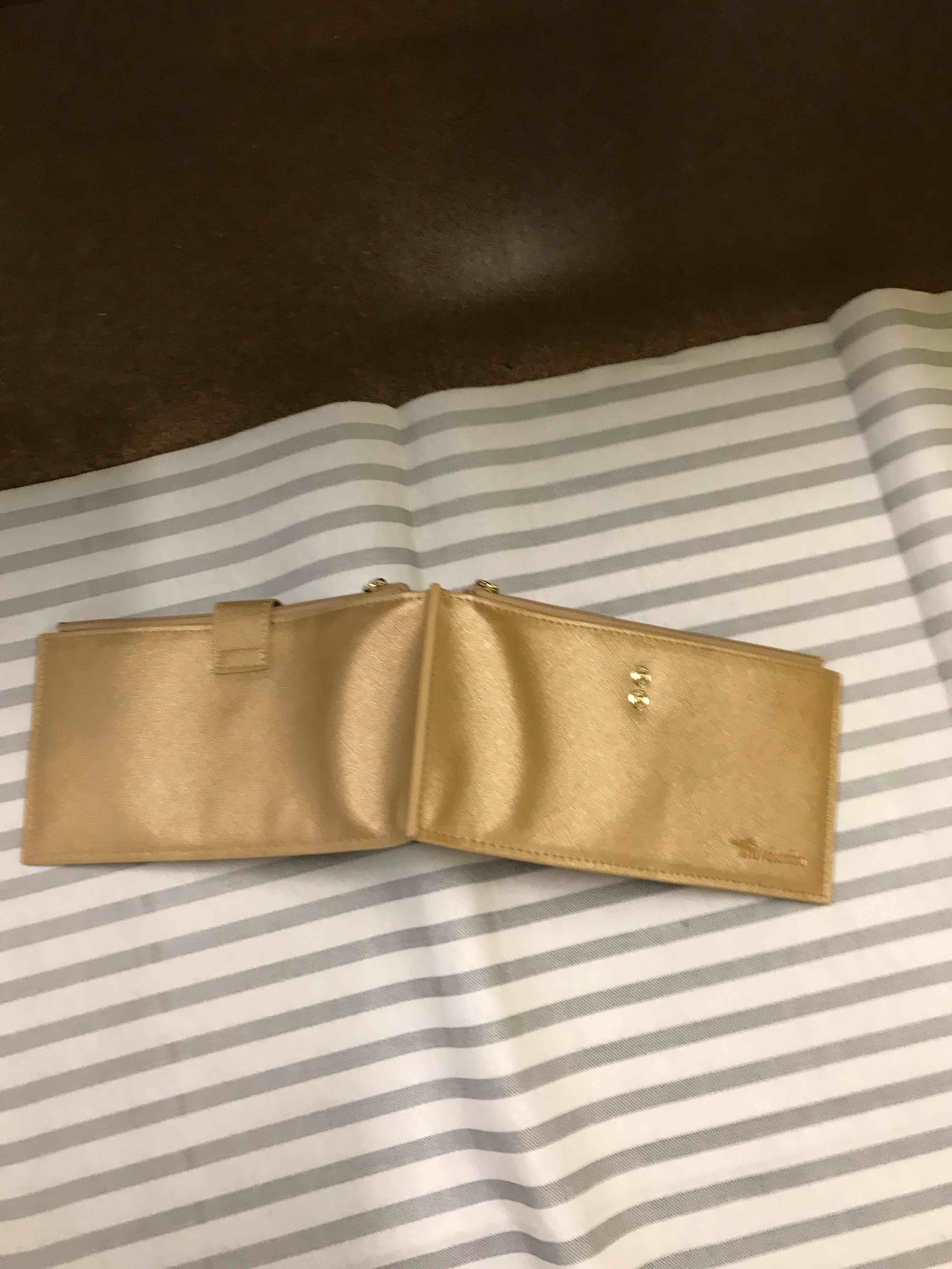 gold wallet