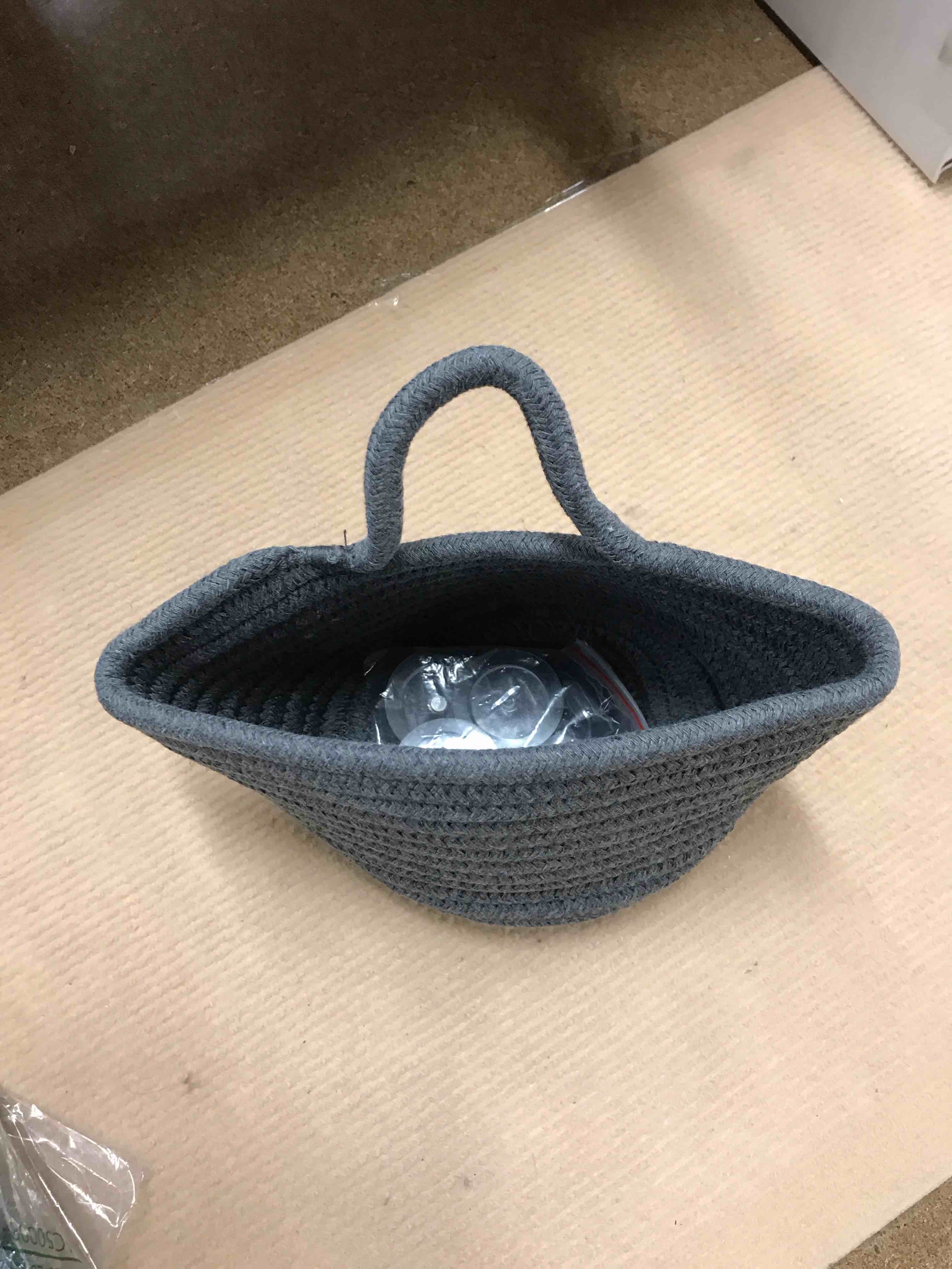 Condition photo showing New/Like New for Small Baskets set of 3