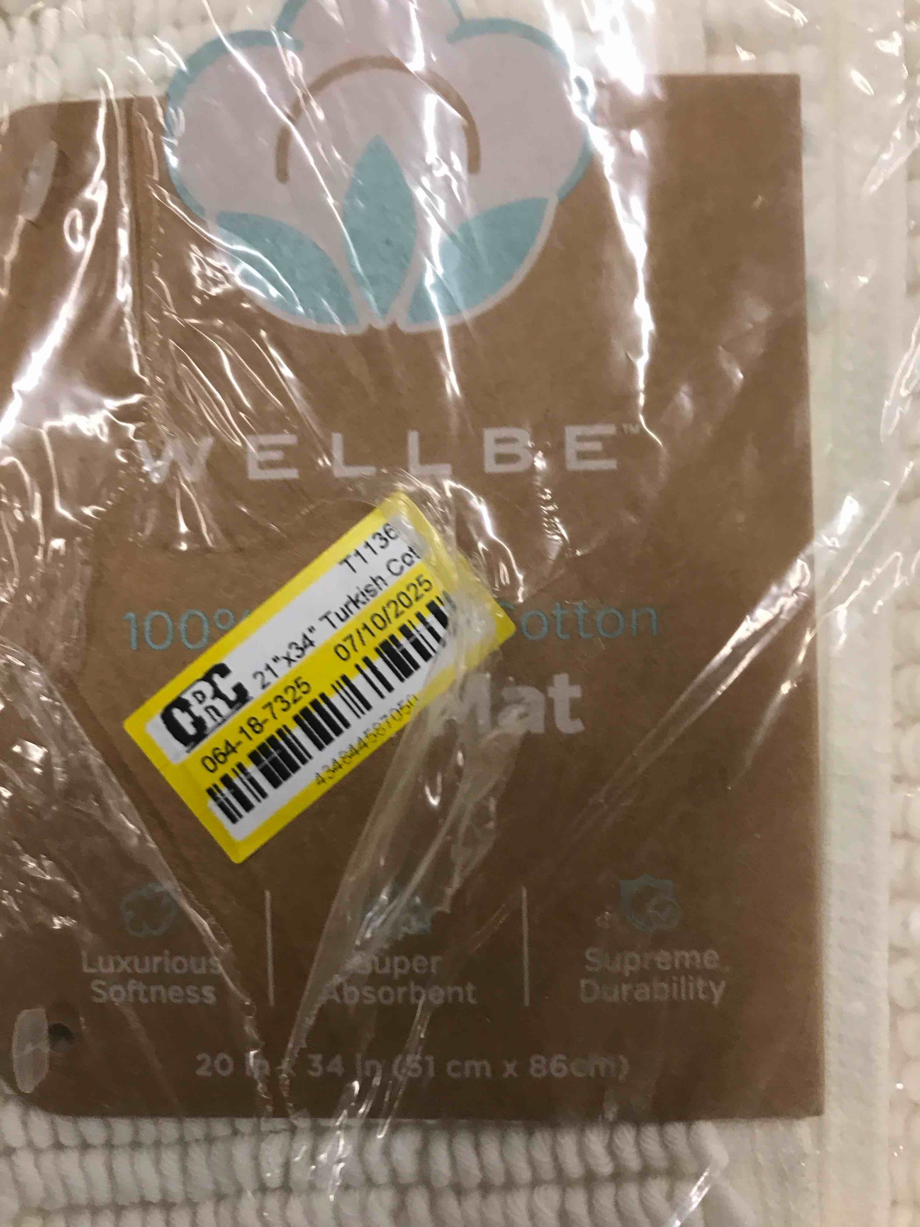 Condition photo showing New/Like New for 21"x34" Turkish Cotton Bath Rug White - Wellbe