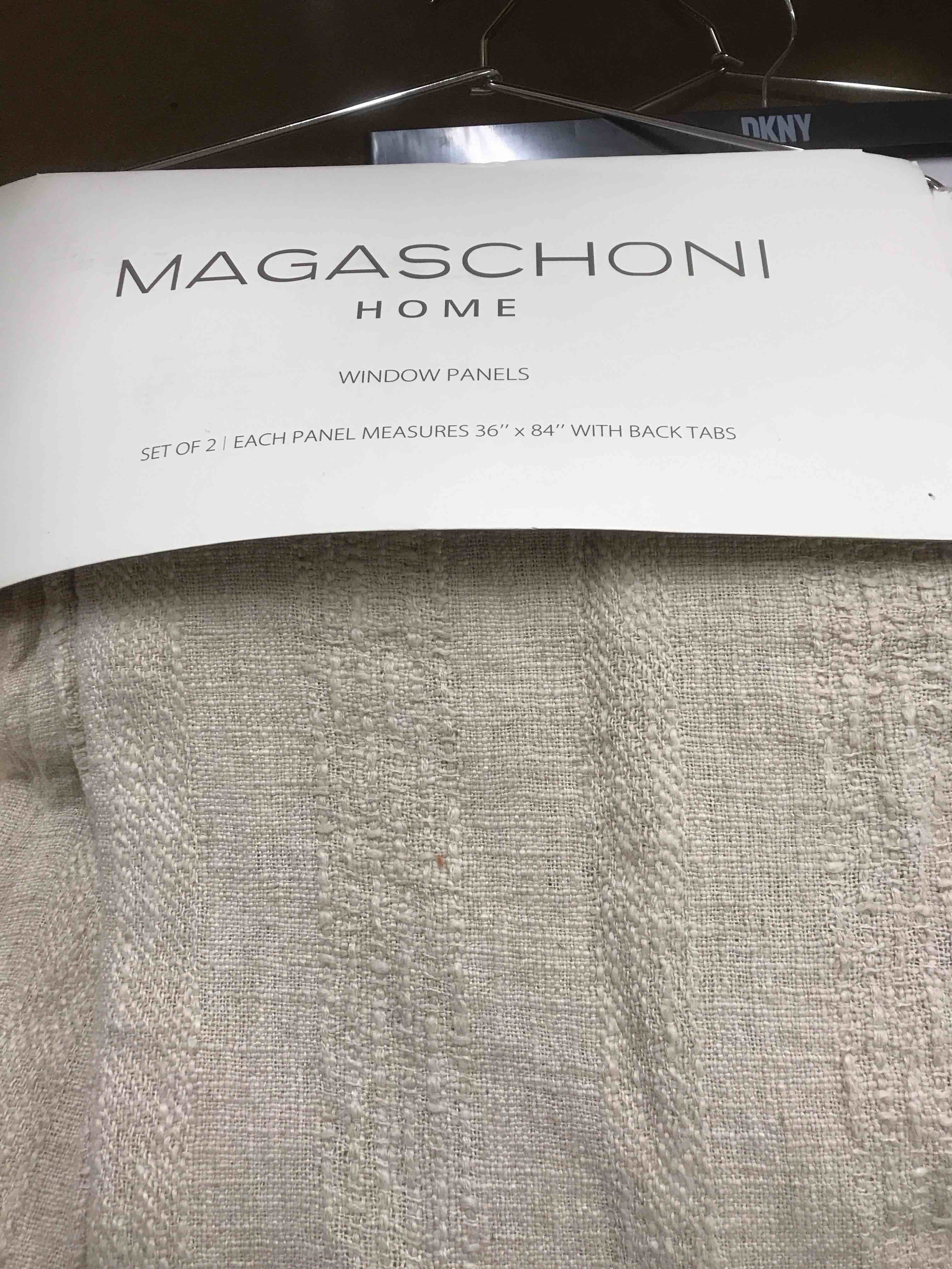 Condition photo showing New/Like New for Curtains 