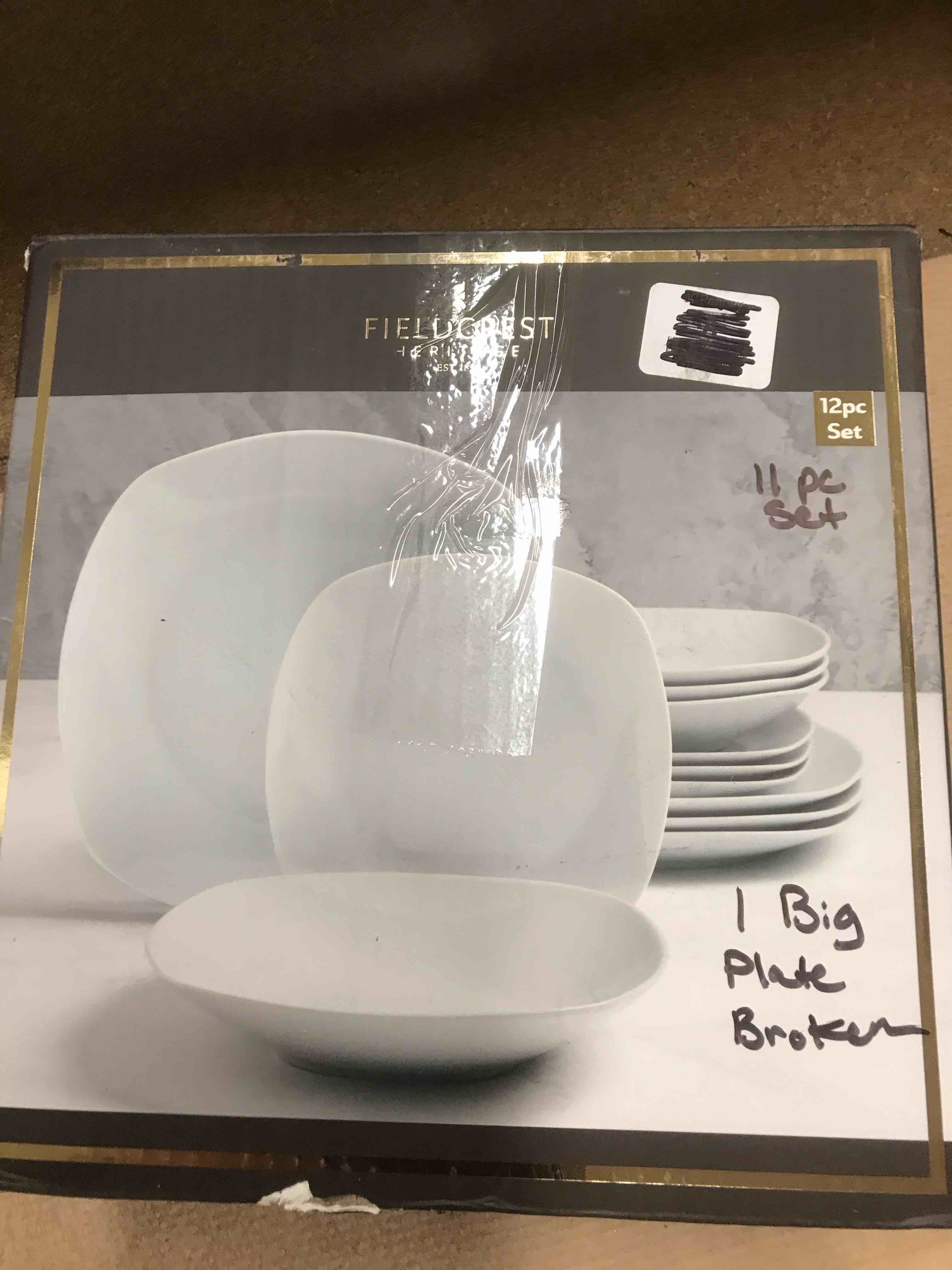 Dinnerware Set